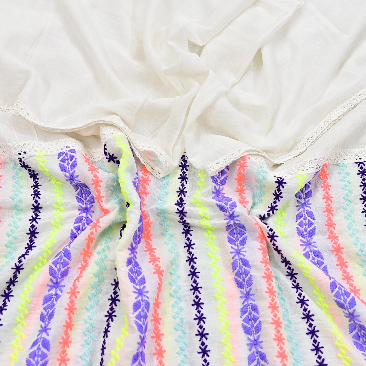 Indian Vintage White Dupatta Long Stole Hand Embroidered Pure Cotton Scarves Veil Mirror Soft Fringes