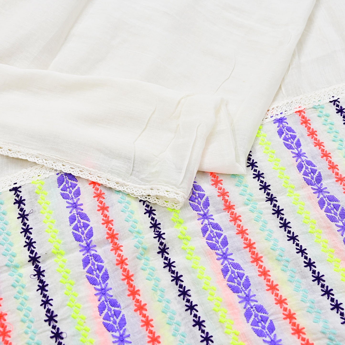 Indian Vintage White Dupatta Long Stole Hand Embroidered Pure Cotton Scarves Veil Mirror Soft Fringes