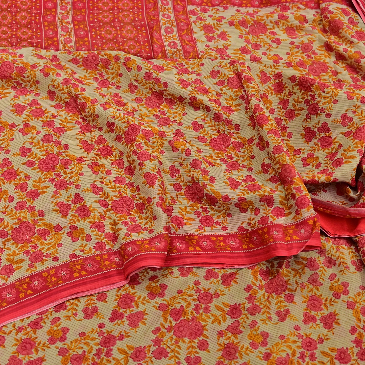 Indian Vintage Red & Beige Saree Printed 100% Pure Cotton Sari Craft Fabric 5Yd Soft Sewing Sarong Wrap Dress Making Quilting Crafting