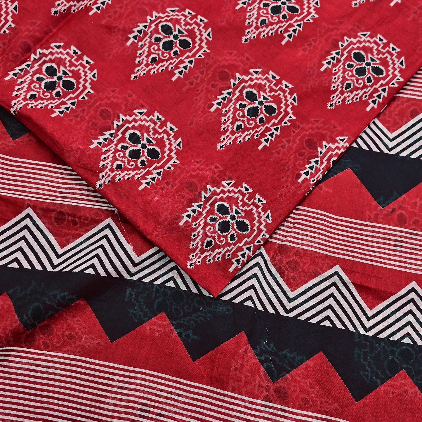 Indian Vintage Red Saree Printed 100% Pure Cotton Sari Craft Fabric 5Yd Soft Sewing Sarong Wrap Dress Making Quilting Crafting