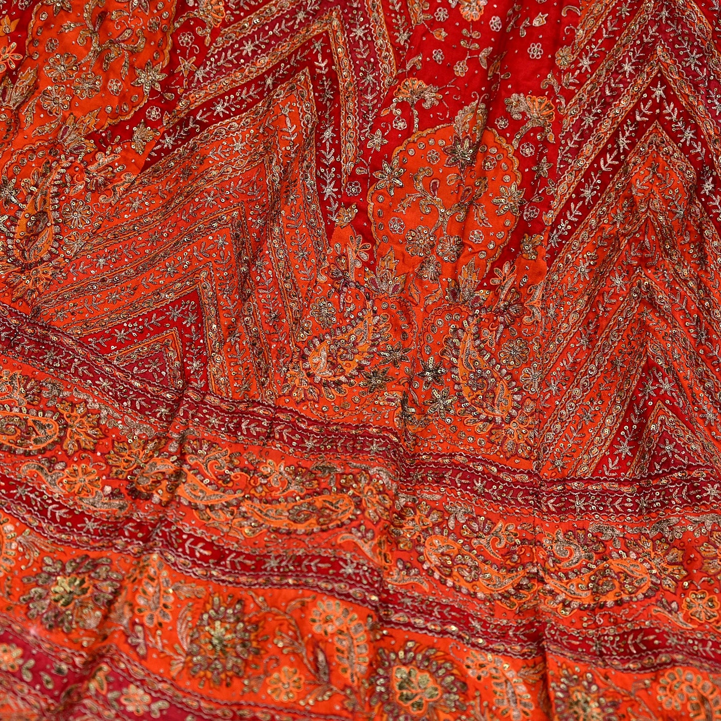 Indian Pre-owned Red & Orange Pure Silk Hand Embroidered Ritu Kumar Designer Lehenga/Skirt Ethnic Bollywood Party Wear