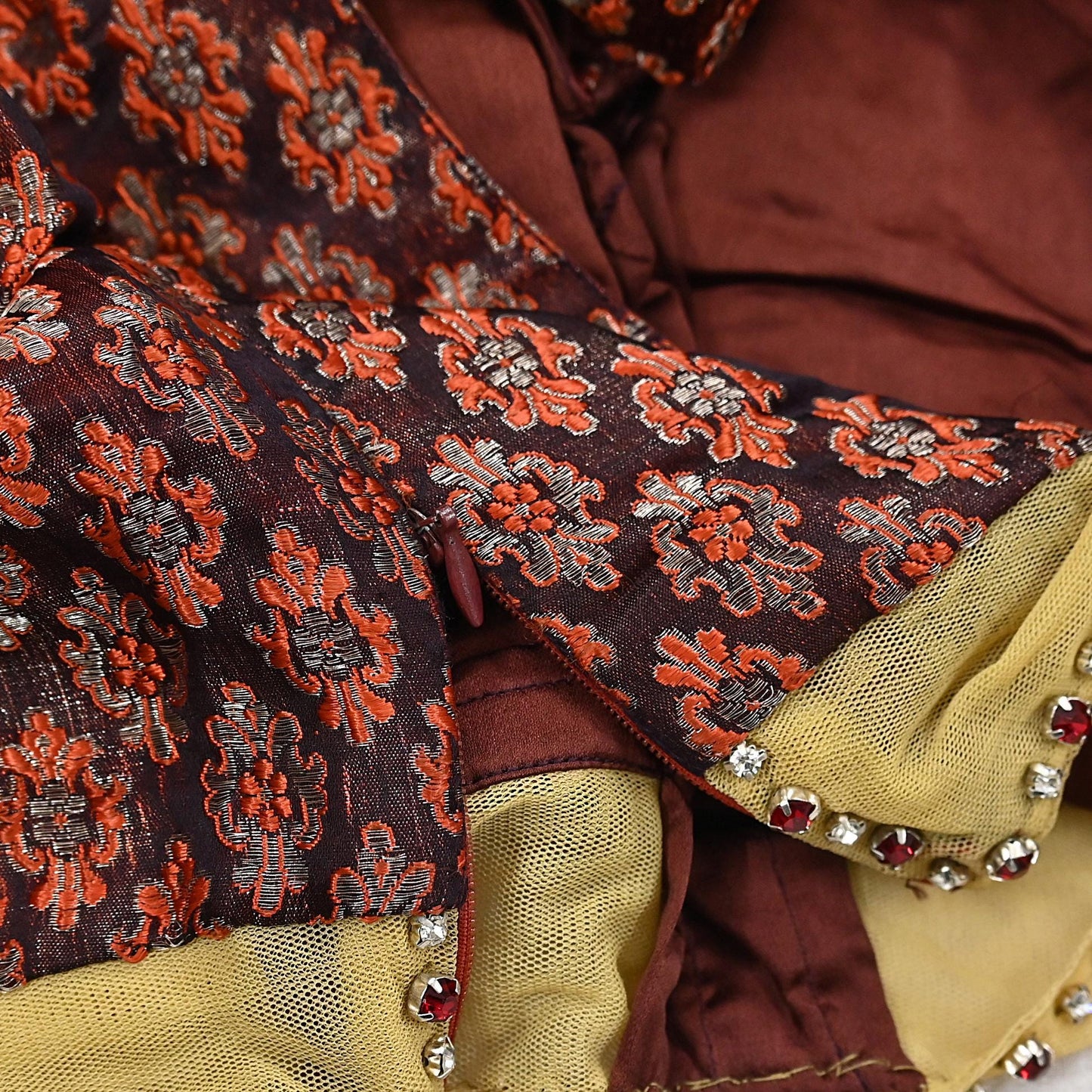 Indian Pre-owned pure Satin Silk net Hand Embroidered Brocade By Designer Shrutika Blouse/Top/Crop M Size Party wear Bollywood
