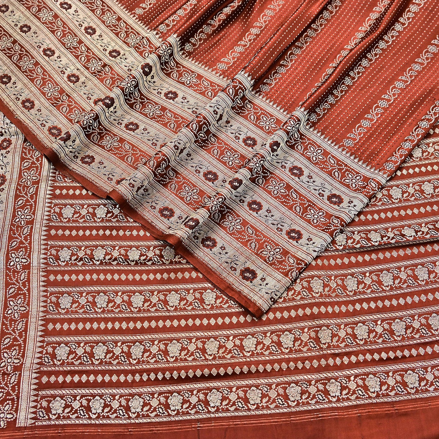 Vintage Rusty Orange Banarasi Silk Saree Pure Satin Silk Hand woven Brocade Fabric with Floral Weave 5 Yard Dressmaking Craft Material