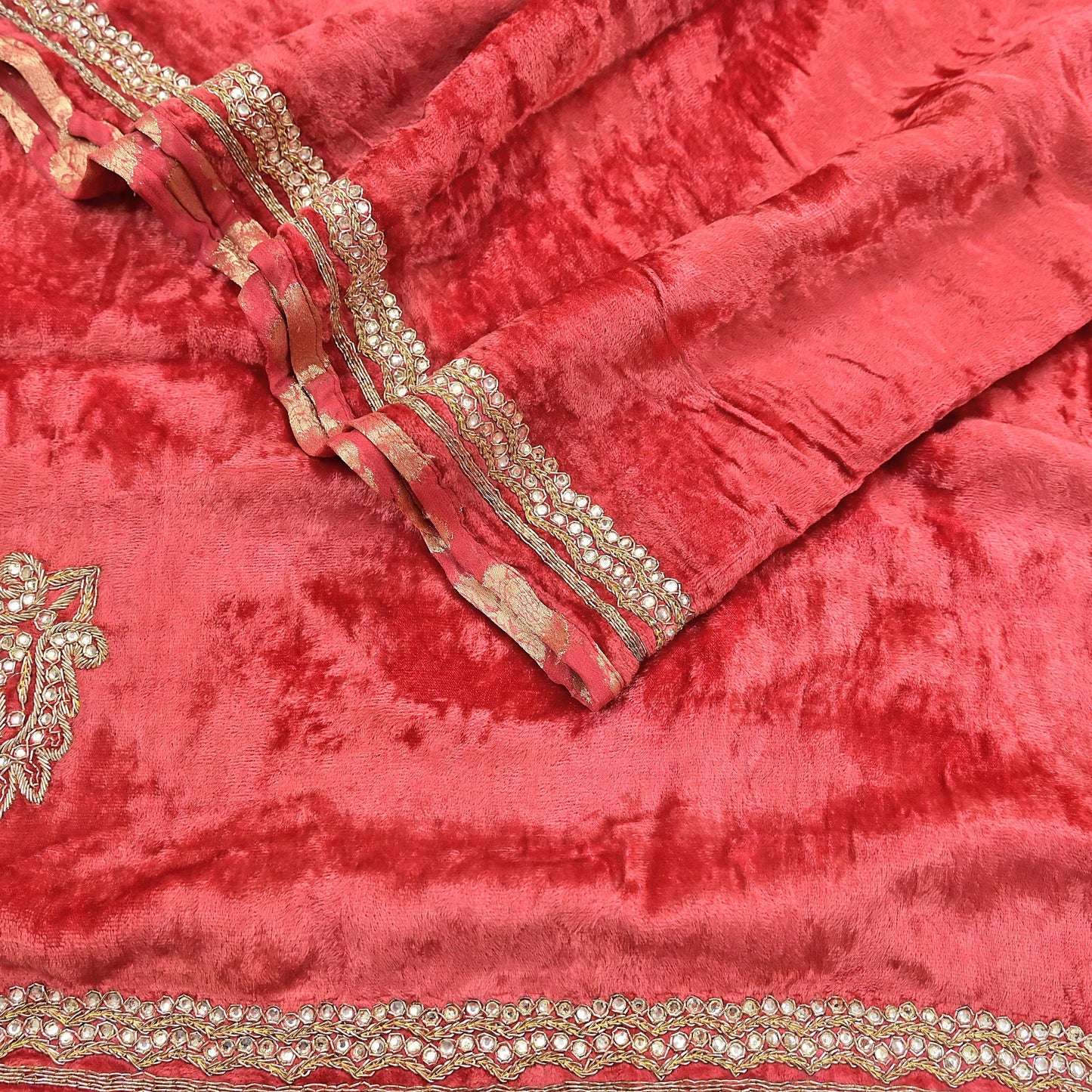 Indian Vintage Heavy Peach Dupatta Velvet Long Stole Hand Embroidered Scarves Zari Hijab Veil Wrap Bridal Dupatta Paisley