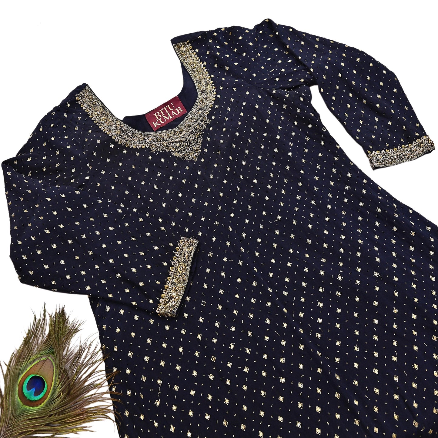 Indian Pre-Owned Black Pure Crepe Silk Hand Embroidered Ritu Kumar Designer 2 Piece Suit Set (Kurta + Dupatta)
