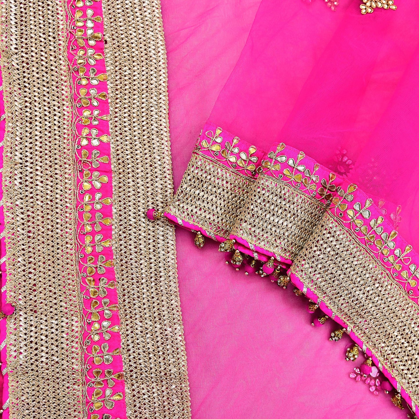 Indian Vintage Heavy Bridal Dupatta Magenta Net Mesh Long Stole Hand Embroidered Scarves Golden Gota Patti Wedding/Party Wear