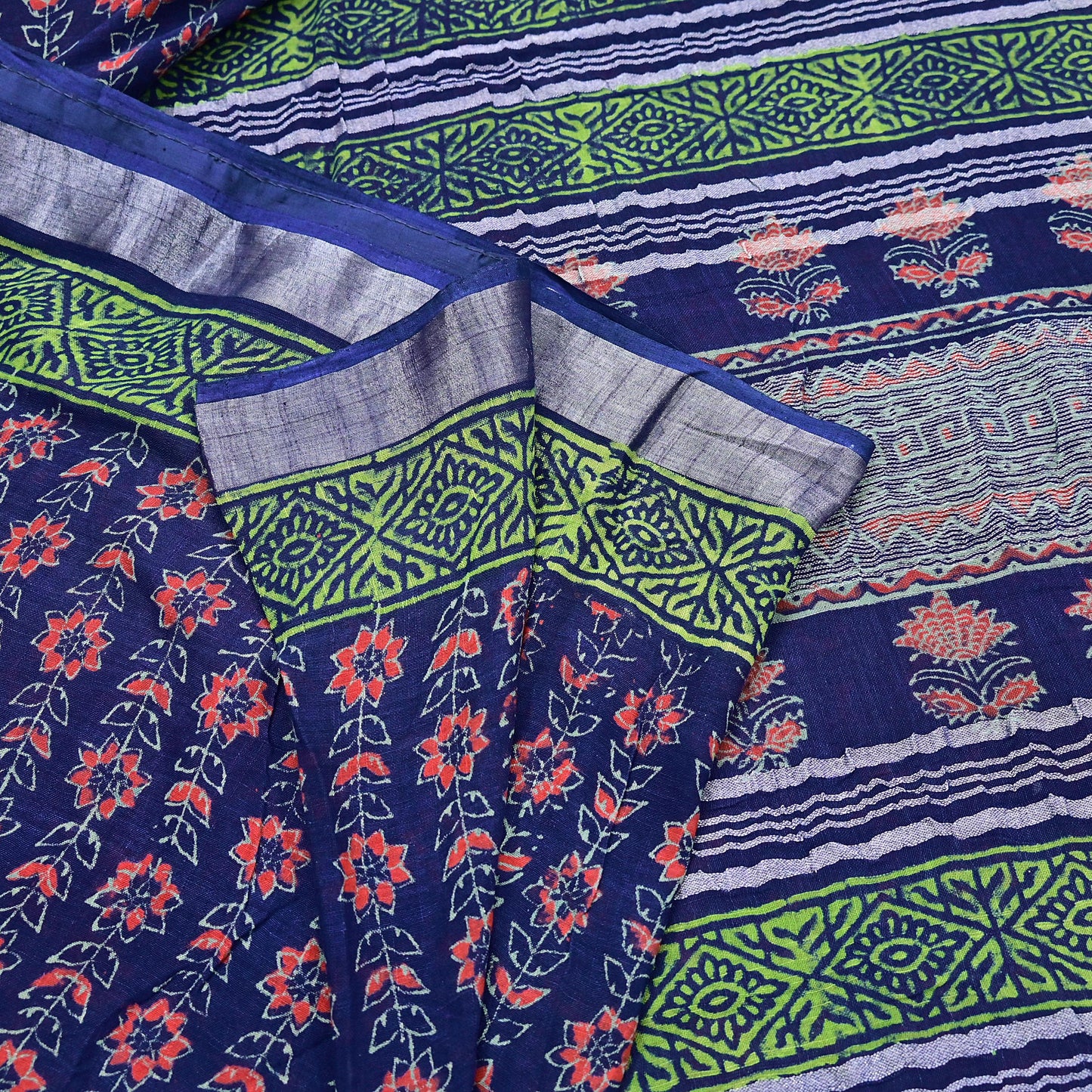 Indian Vintage Sari Blue Woven 100% Pure Cotton Sarees Craft Fabric 6Yd Floral Upcycle Quilting Crafting Dress making Upcycle Boho Wrap