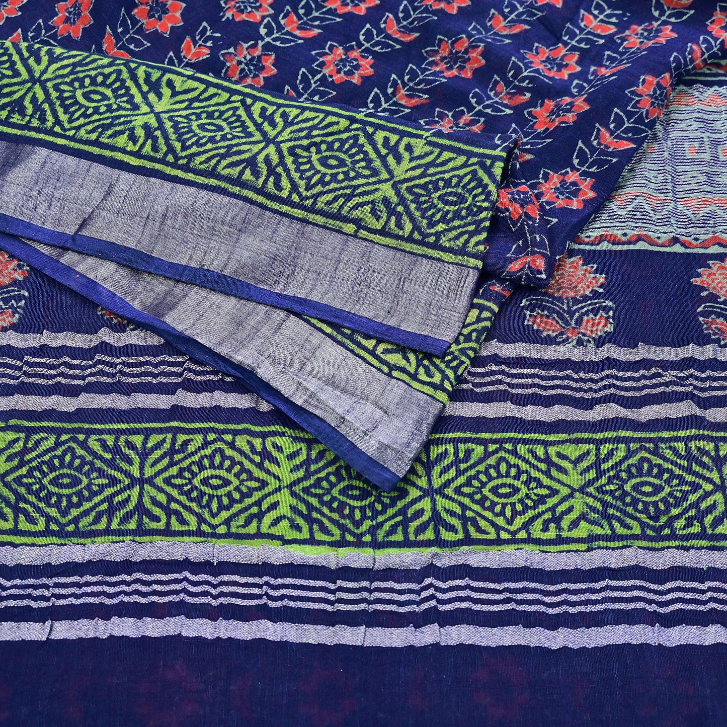 Indian Vintage Sari Blue Woven 100% Pure Cotton Sarees Craft Fabric 6Yd Floral Upcycle Quilting Crafting Dress making Upcycle Boho Wrap
