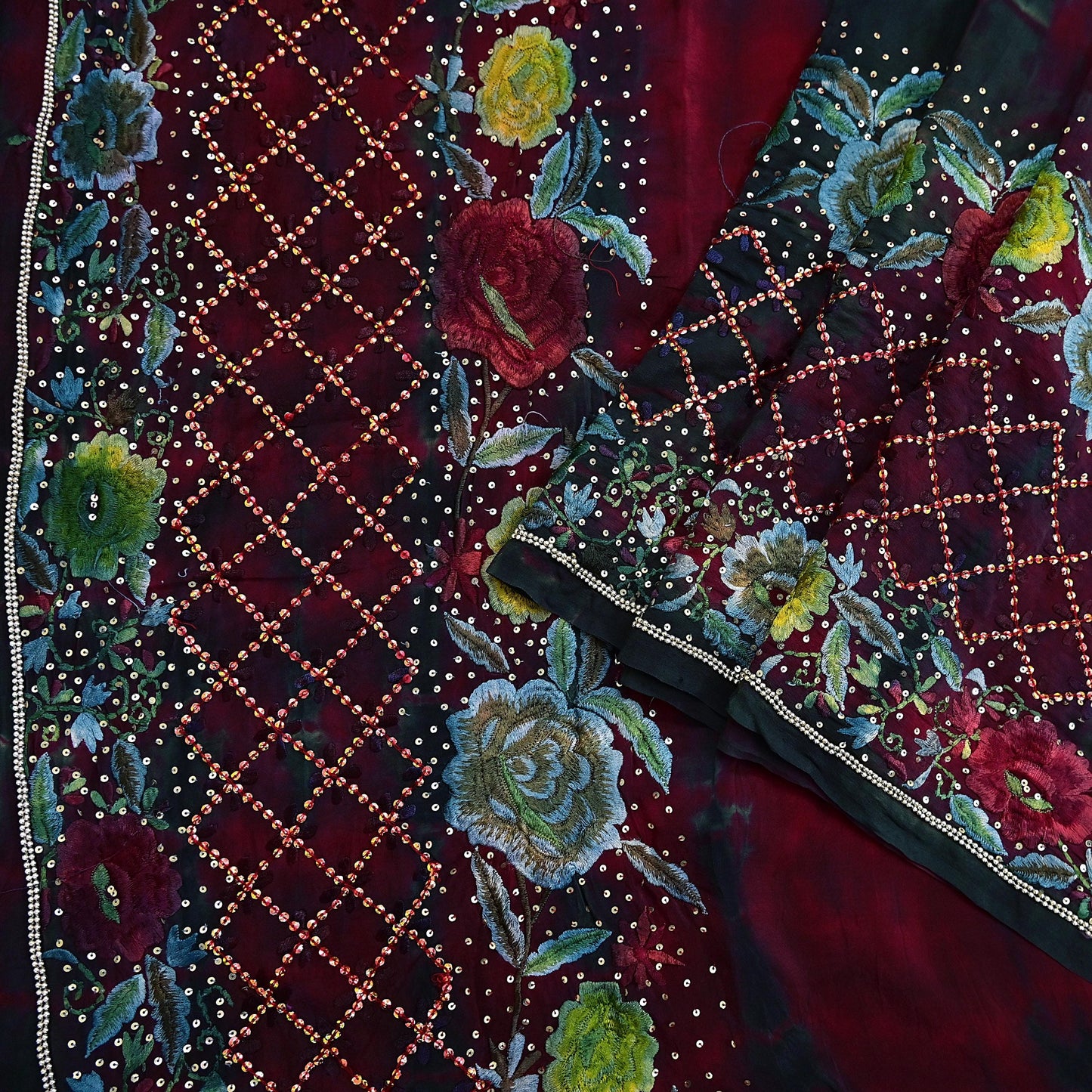 Indian Vintage Saree Maroon & Black Pure Crepe Silk Hand Embroidered Tie-Dye Sari Fabric 6yard Sewing Craft Fabric Ethnic Dressmaking