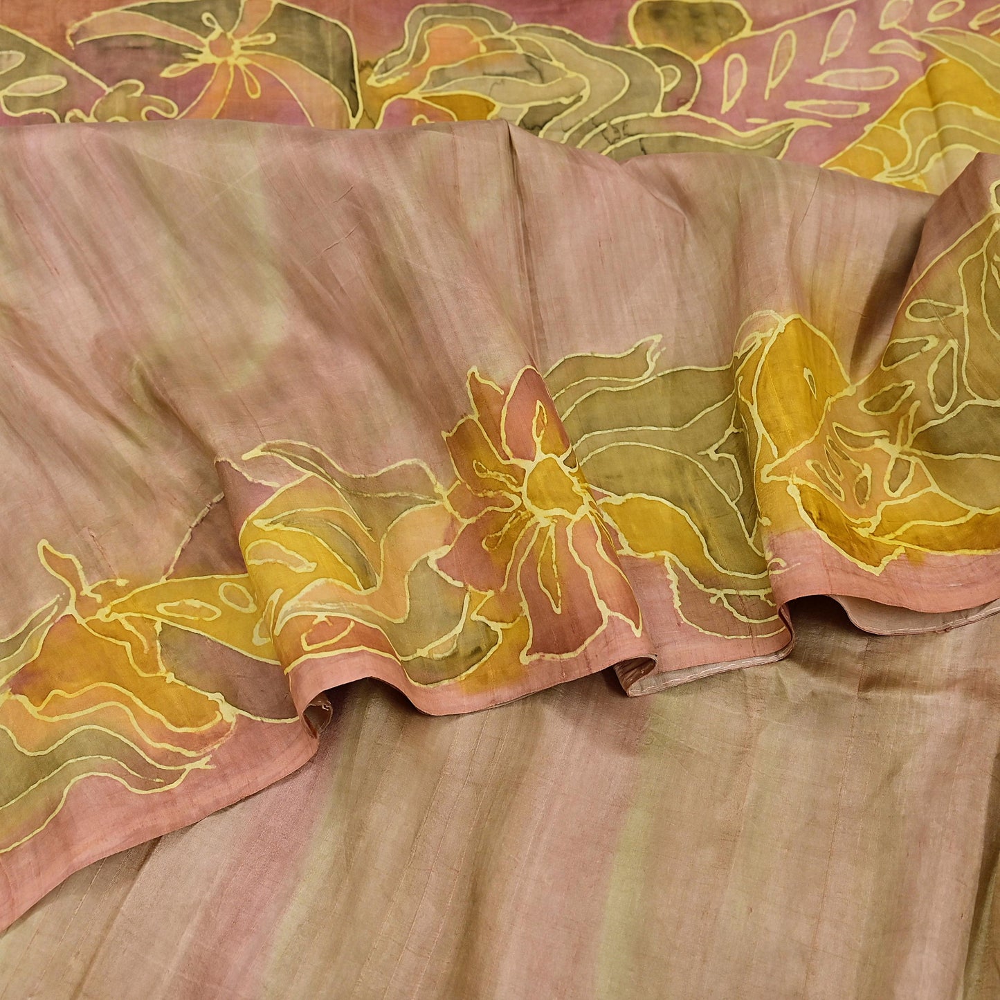 Vintage Brown & Green Pure Silk Saree Indian Printed Floral Silk Fabric 6Yard Soft Sewing Material for Dressmaking, Quilting Crafts
