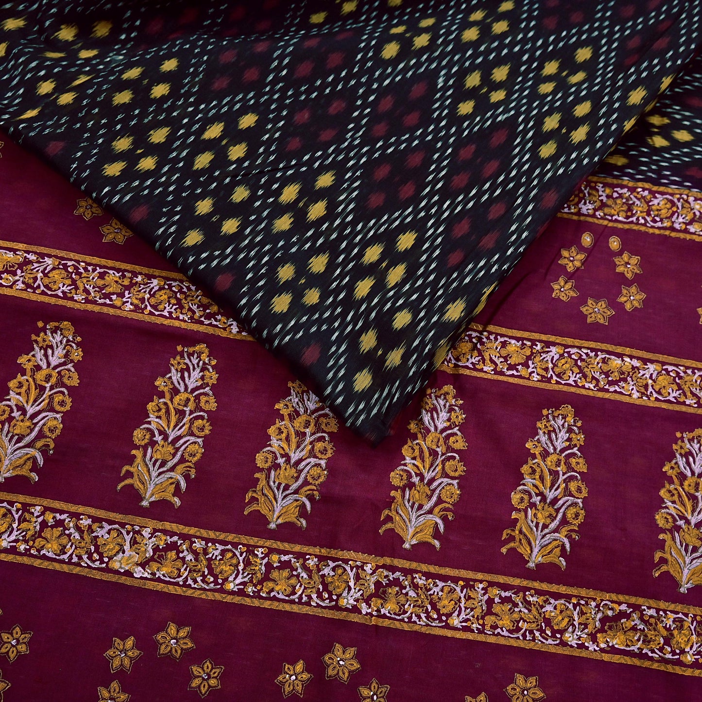 Indian Vintage Sari Black & Maroon Hand woven Sambalpuri Ikat Saree Pure Silk Craft Fabric 5Yd Ethnic Chackra Border Zari Dress making