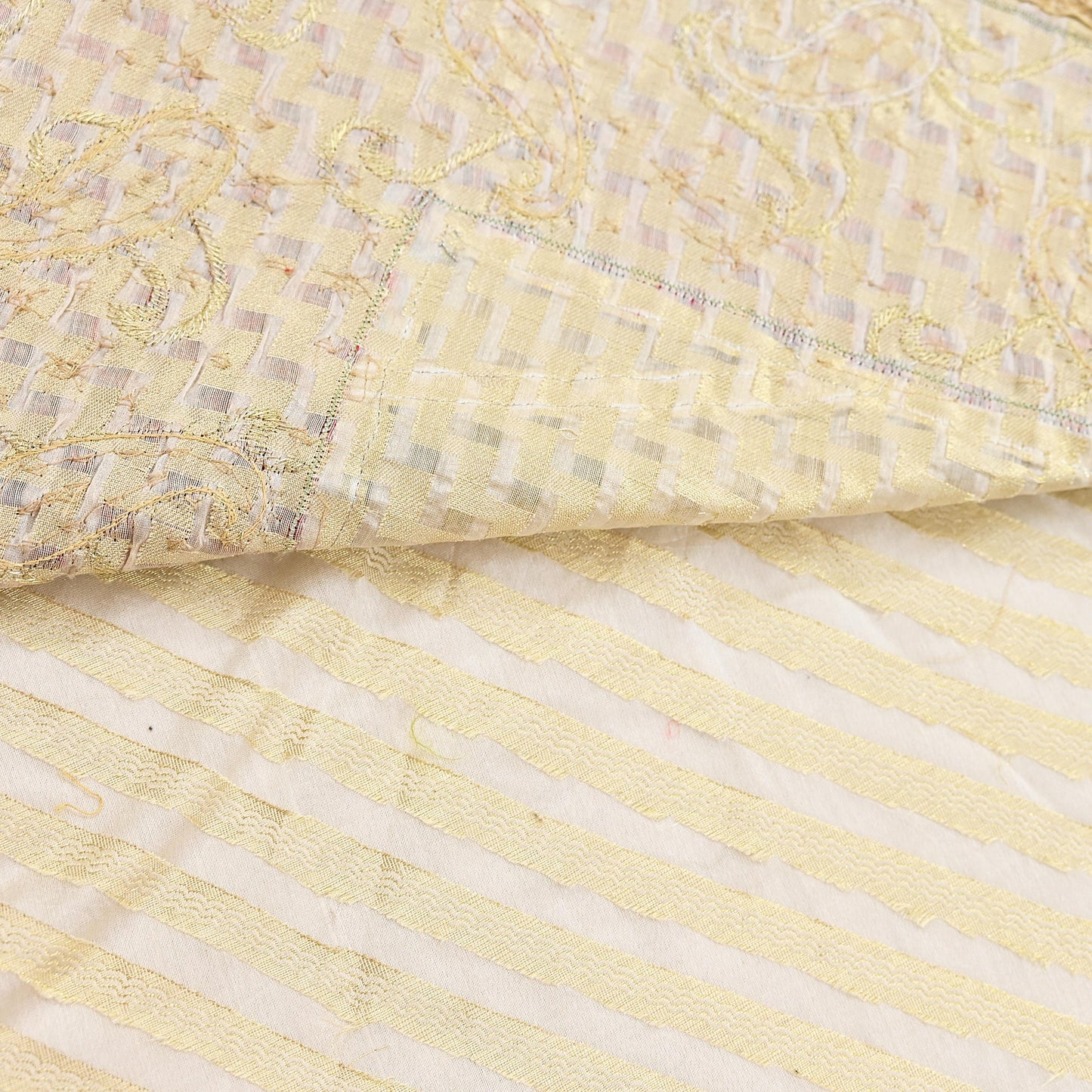 Indian Vintage Heavy Sarees Ivory Pure Cotton Hand Embrooidered Sari 5yd Ethnic Floral Craft Fabric Dress making Upcycle