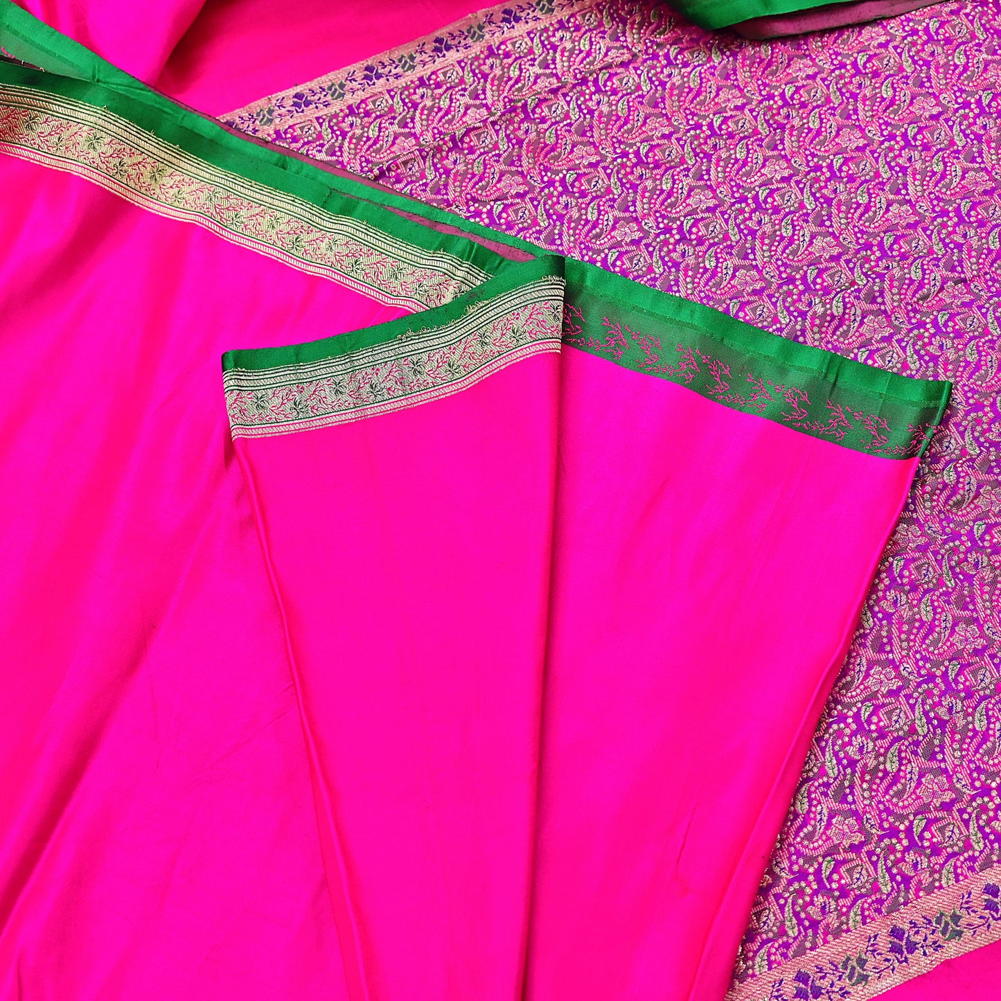 Indian Vintage Sari Magenta Heavy Pure Satin Silk Woven Banarasi Brocade Saree Zari 5Yd Ethnic Dress making Crafting Bollywood