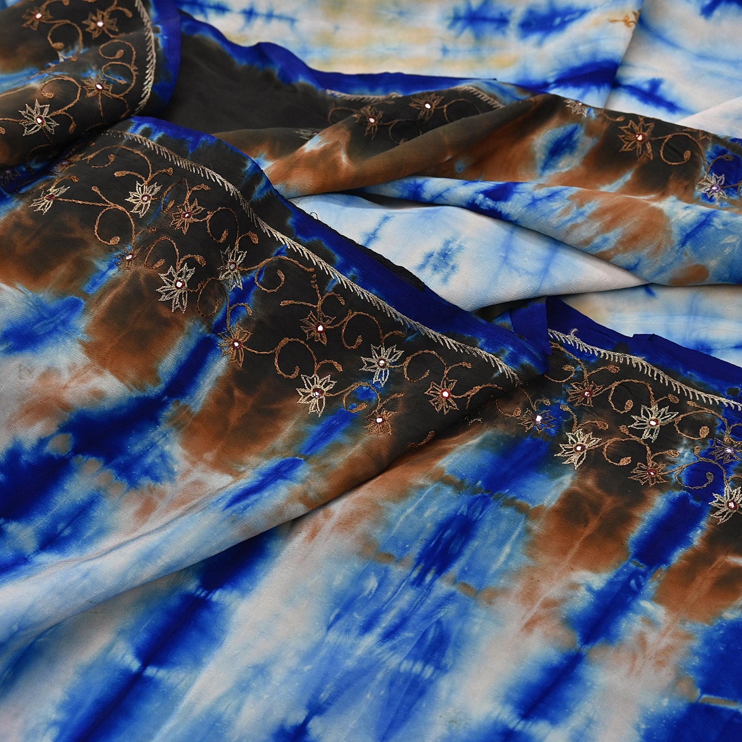 Indian Vintage Saree Pure Crepe Silk Hand Embroidered Tie-Dye Sari Fabric 6yard Sewing Craft Fabric Ethnic Dressmaking Crafting Zardozi Zari