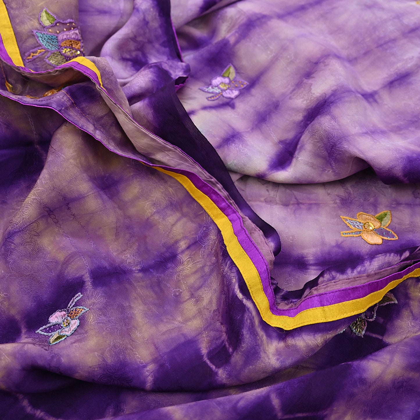 Indian Vintage Saree Brown & Purple Pure Crepe Silk Tie-Dye Embroidered Sari Fabric 6yard Sewing Floral Soft Zari