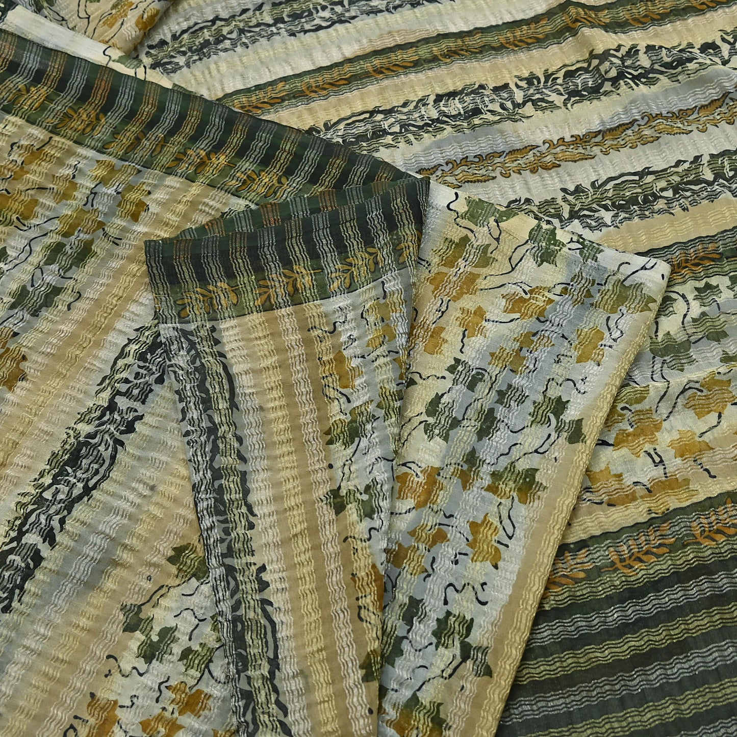 Indian Vintage Sari Gray Pure Georgette Silk Printed Sarees Craft Fabric Sewing 6Yd Soft Dress Making Crafting Quilting Zari