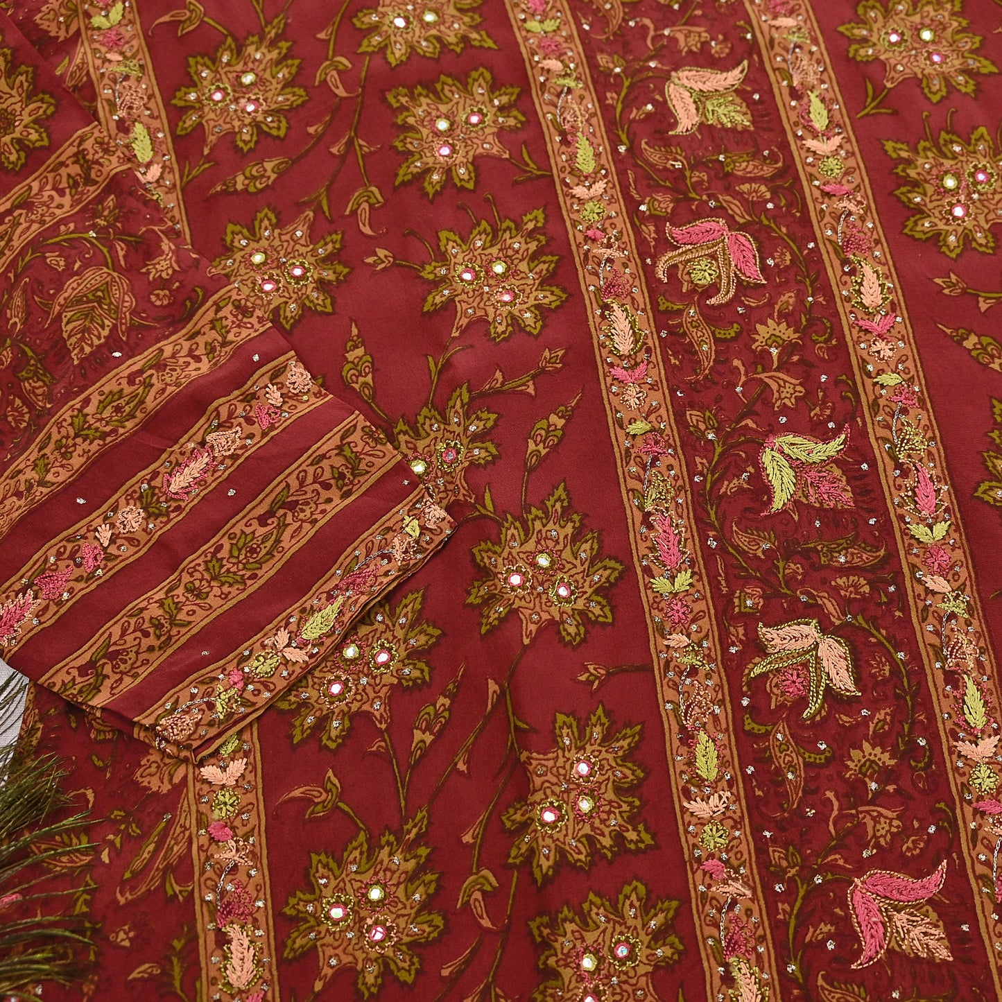 Indian Pre-Owned Rusty Red Pure Silk Hand Embroidered Ritu Kumar Designer 3 Piece Suit Set (Kurta + Dupatta + Salwar)
