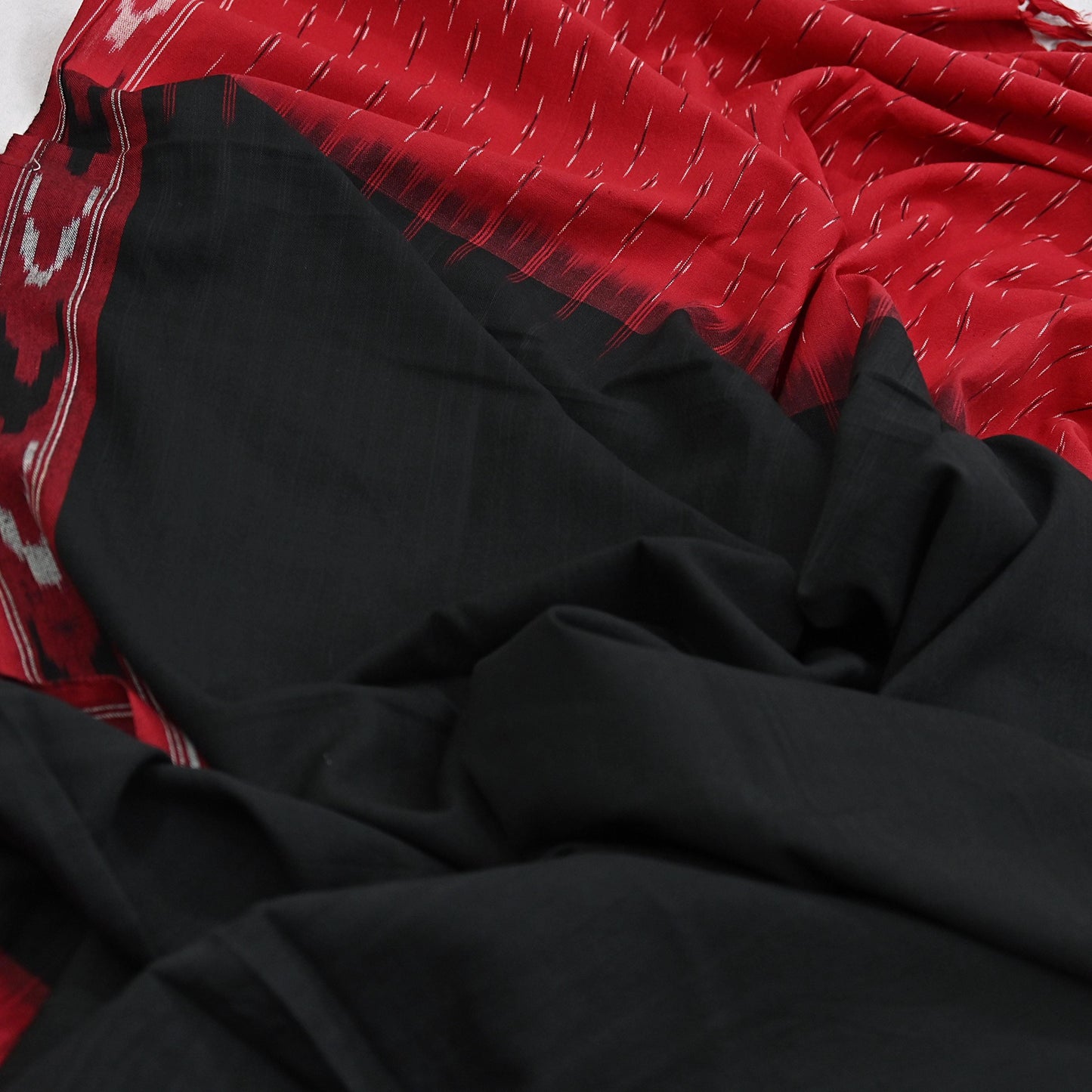 Indian Vintage Dupatta Red & Black Long Stole Hand woven Sambalpuri Ikat Hijab Pure Cotton Scarves Veil
