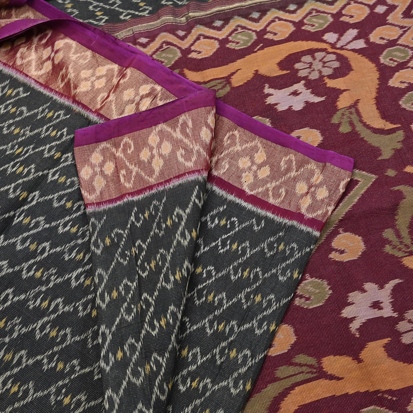 Indian Vintage Sari Maroon & Black Hand woven Sambalpuri Ikat Saree Pure Silk Craft Fabric 5Yd Ethnic Chackra Border Zari Dress making