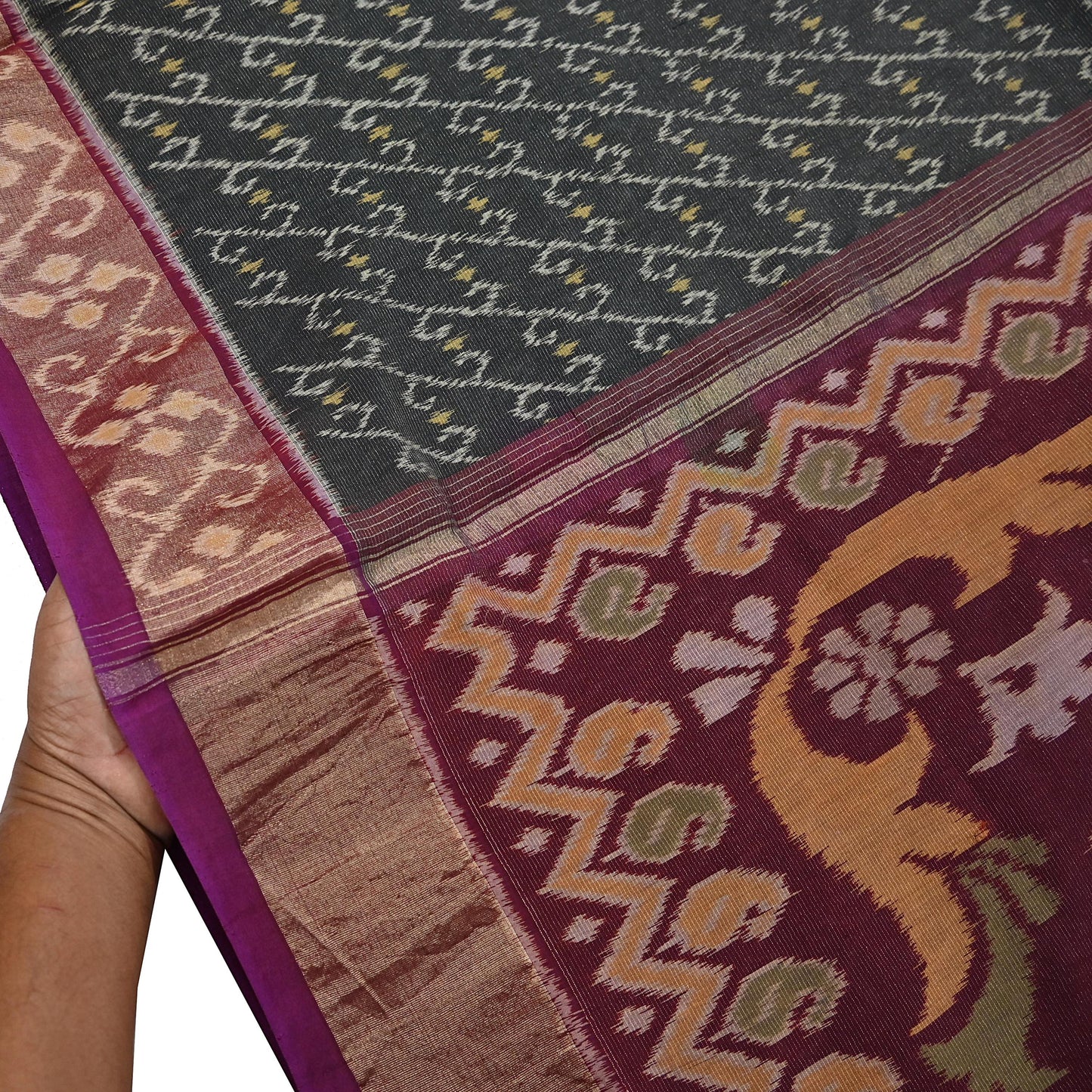 Indian Vintage Sari Maroon & Black Hand woven Sambalpuri Ikat Saree Pure Silk Craft Fabric 5Yd Ethnic Chackra Border Zari Dress making