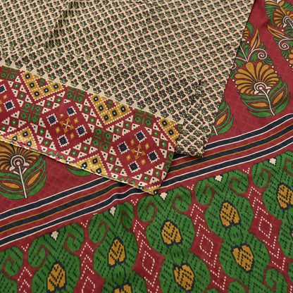 Indian Vintage Beige & red Saree Printed 100% Pure Cotton Sari Craft Fabric 5Yd Soft Sewing Sarong Wrap Dress Making Quilting