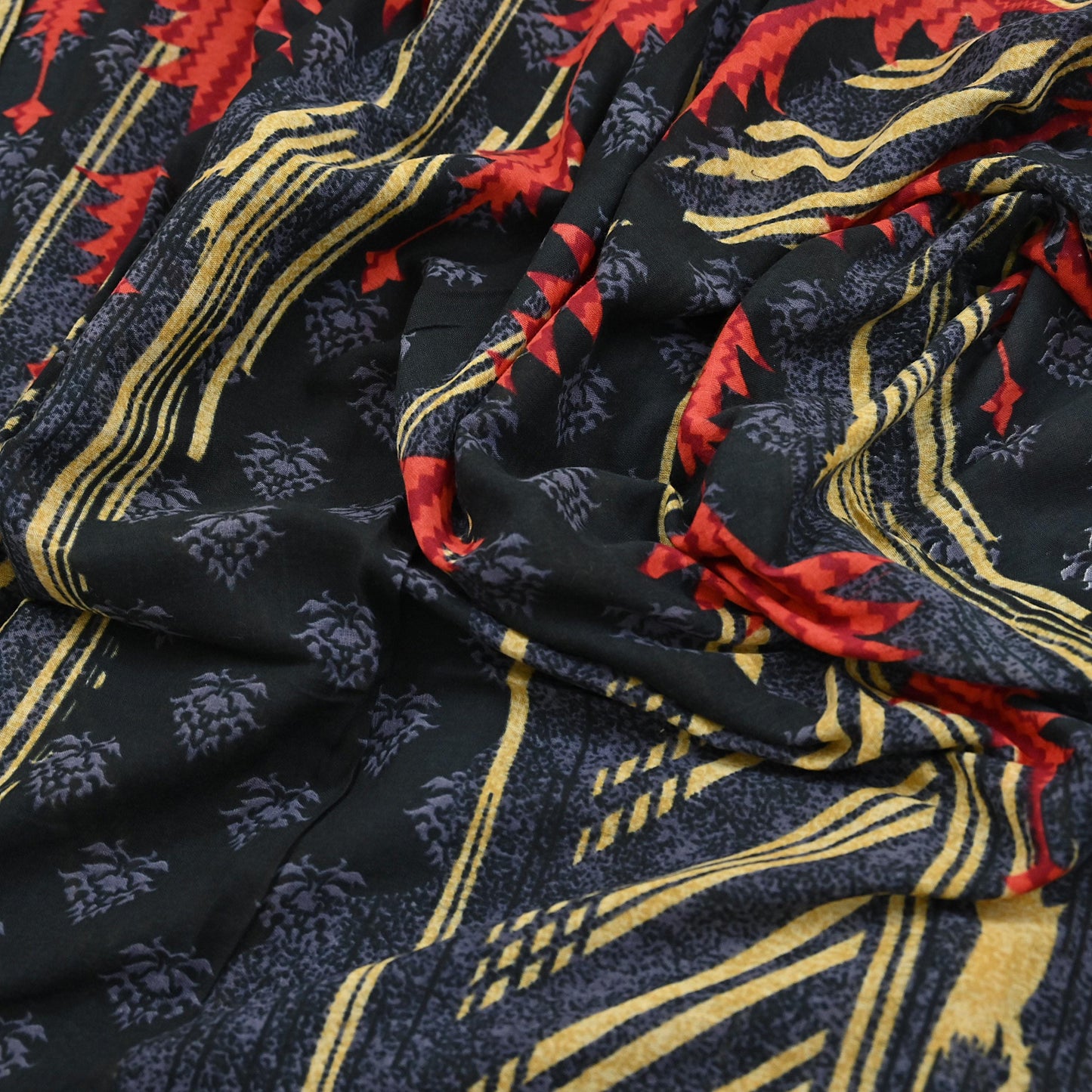 Indian Vintage Sari Gray & Black Printed Pure Cotton Sarees Fabric Floral 5Yd Sarong Wrap Boho Fabric Kimono Soft Dress making Crafting