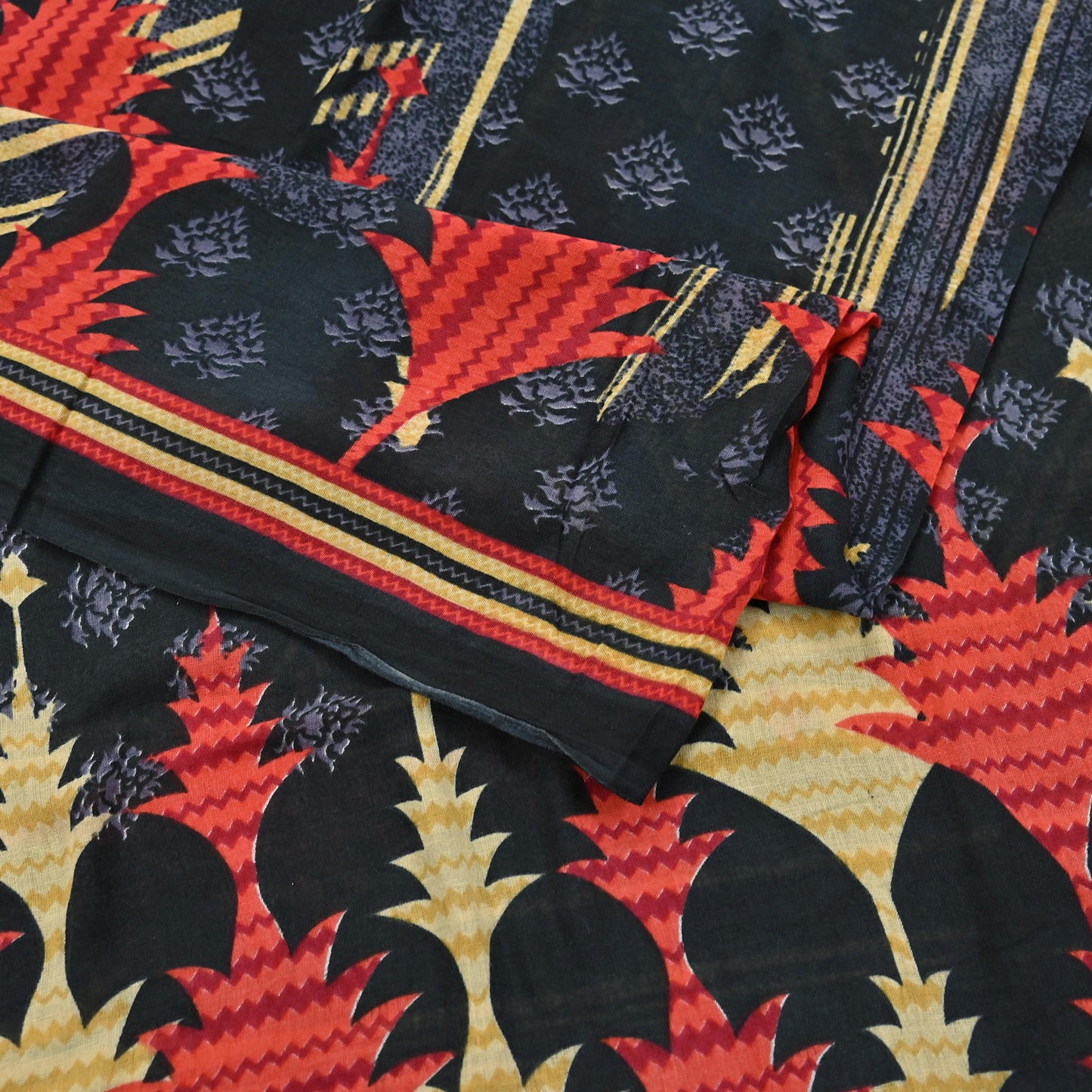 Indian Vintage Sari Gray & Black Printed Pure Cotton Sarees Fabric Floral 5Yd Sarong Wrap Boho Fabric Kimono Soft Dress making Crafting