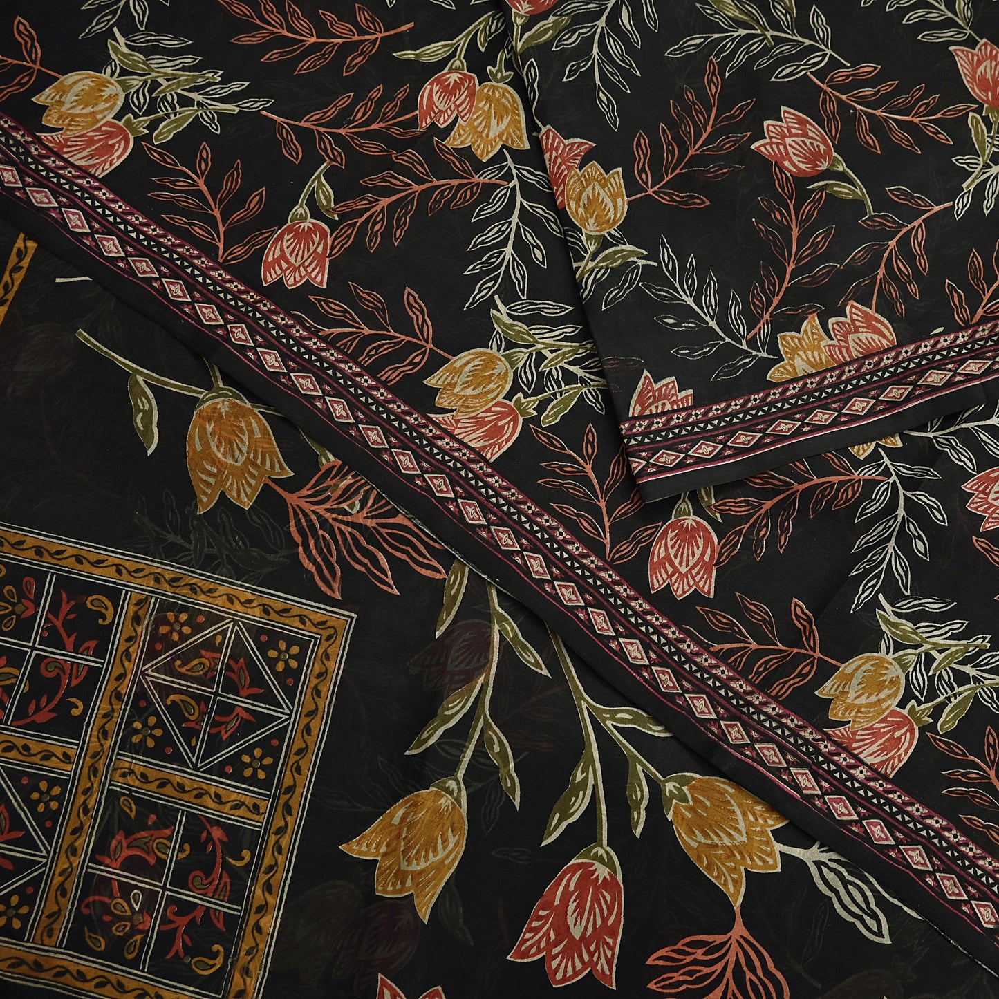 Indian Vintage Sari Black Printed Pure Silk Sarees Craft Fabric 5yd Sewing Floral Soft Dress Designing  for Crafting Quilting Upcycle Wrap