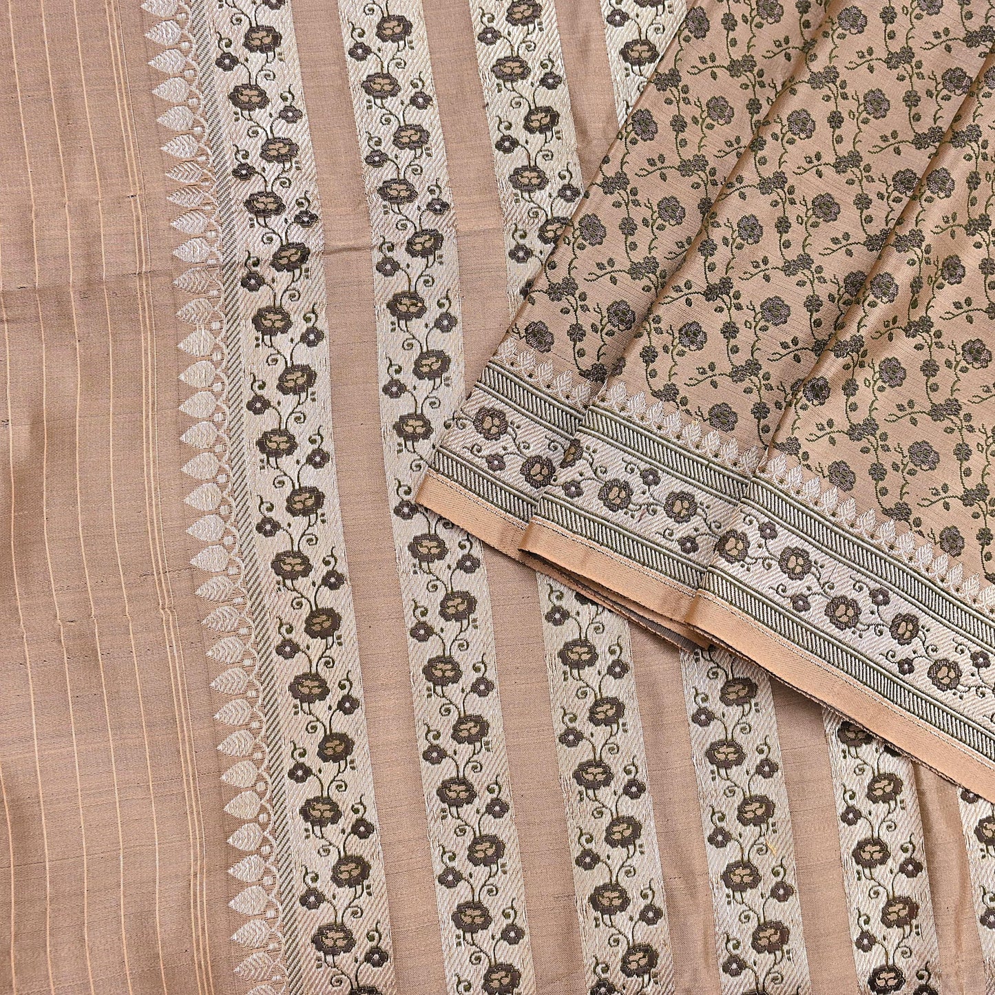 Indian Vintage Sari Beige Heavy Pure Silk Woven Banarasi Brocade Saree Fabric 5Yd Ethnic Dress making Crafting Bollywood Dress Designing
