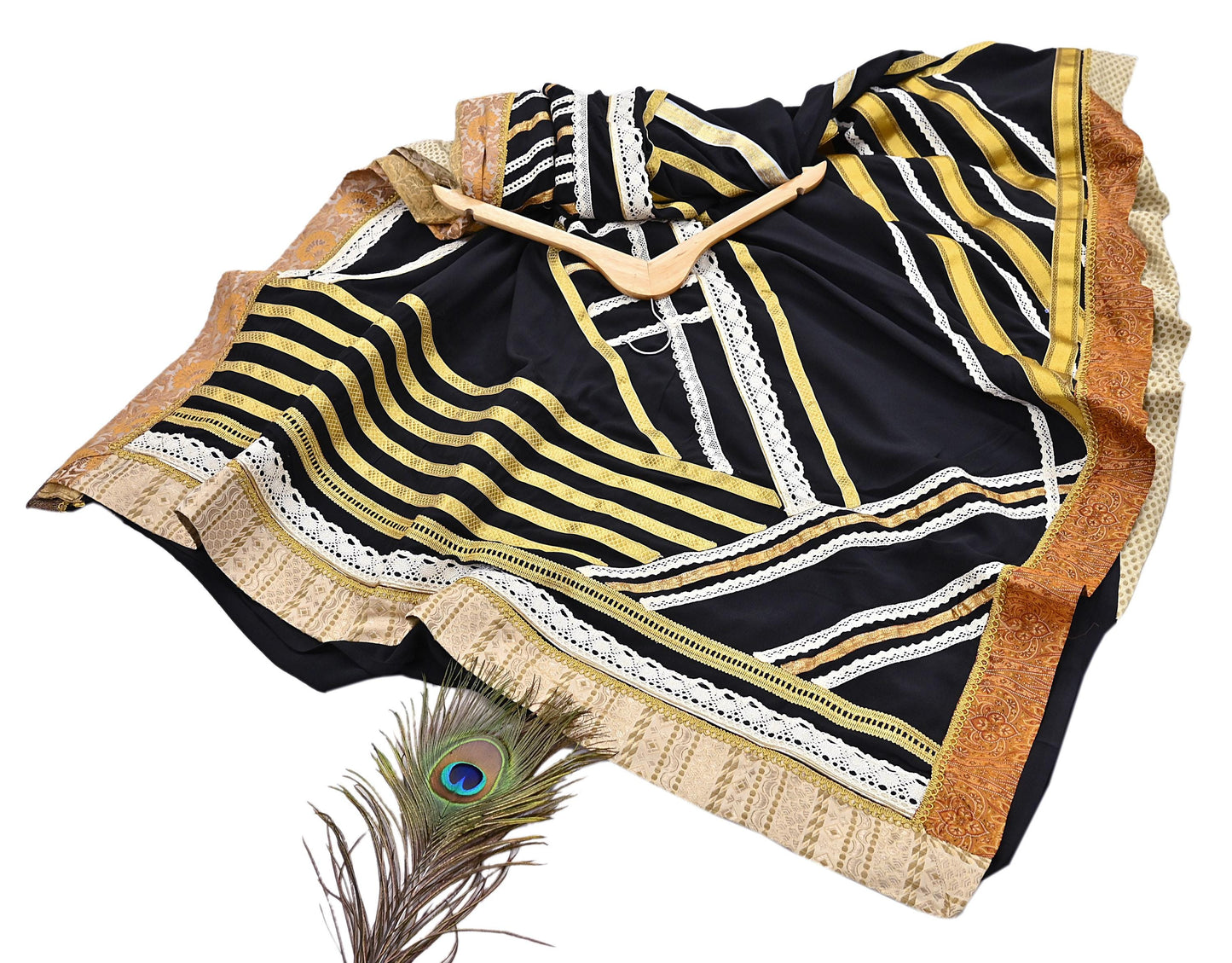 Indian Pre-owned Heavy Sari Black Pure Crepe Silk Hand Embroidered Sarees Designer Abu Jani 5Yd Sewing Ethnic Sarees