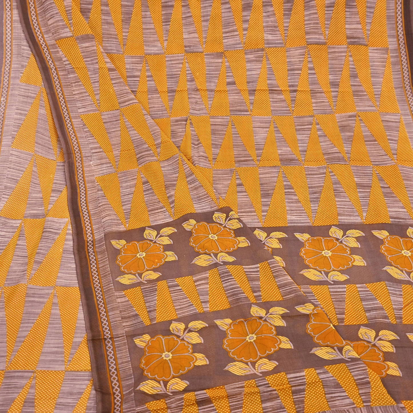 Indian Vintage Sari Brown Printed 100% Pure Cotton Saree Craft Fabric 5Yd Soft Sewing Sarong Wrap Boho Dress Making Quilting