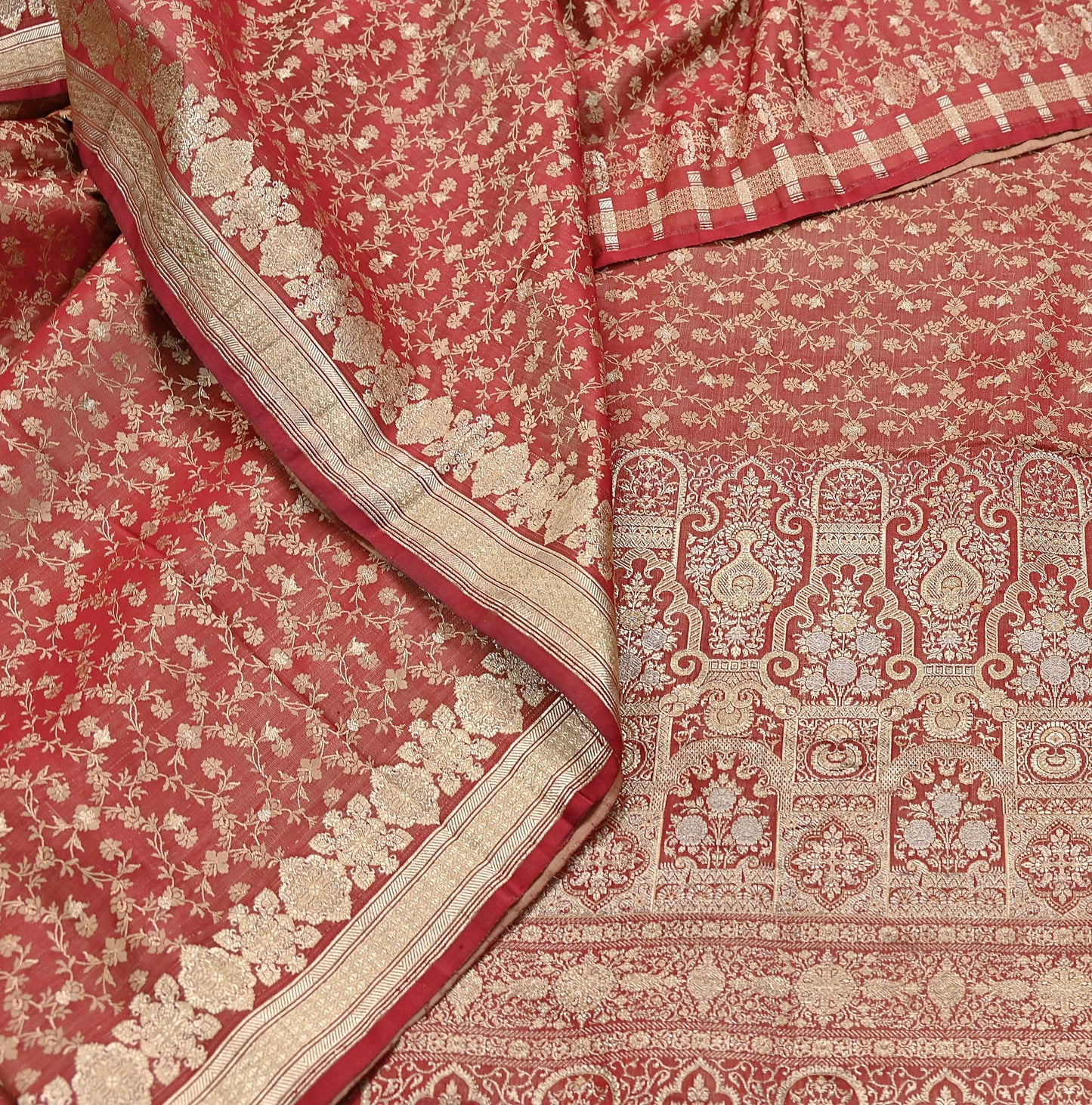 Indian Vintage Sari Red Heavy Pure Silk Woven Banarasi Brocade Saree Fabric 5Yd Ethnic Dress making Crafting Bollywood Dress Designing