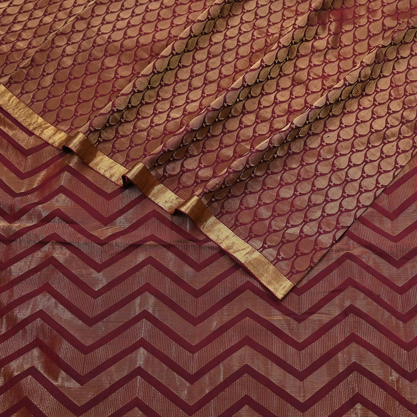Indian Vintage Heavy Sari Maroon Pure silk Hand Woven Kanjivaram Sarees Fabric 5Yd Ethnic Zari Dress making Crafting Bollywood sari