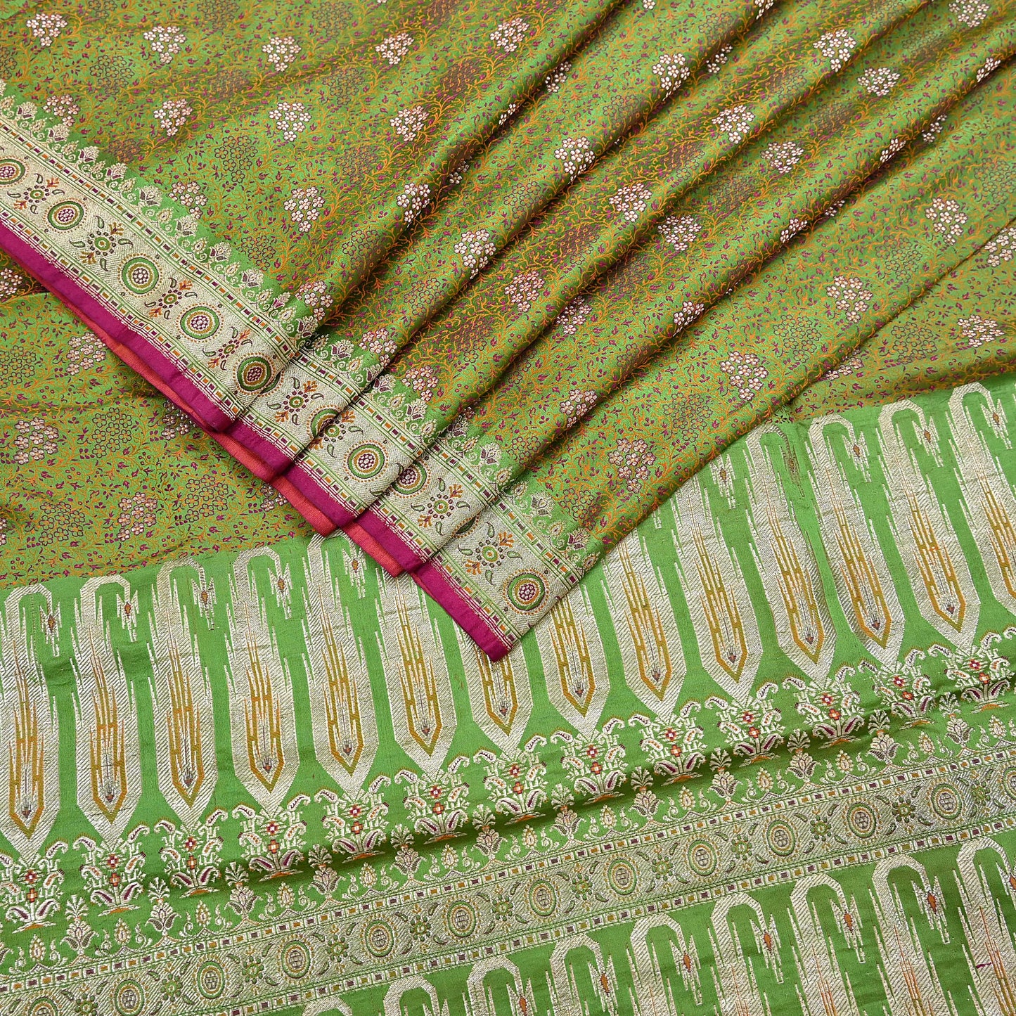 Indian Vintage Sari Green Heavy Pure Satin Silk Woven Banarasi Tanchoi Saree 5Yd Ethnic Craft Fabric Upcycle Bridal Heavy Sarees
