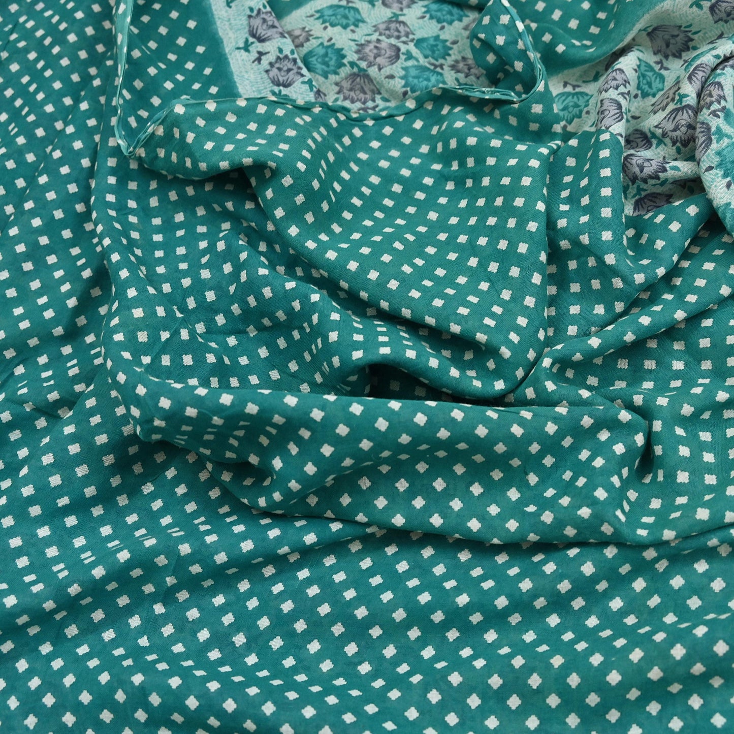 Indian Vintage Sari Green & White Printed Pure Cotton Sarees 5Yd Craft Fabric Soft Sewing Sarong Wrap Boho Upcycle quilting Dress making