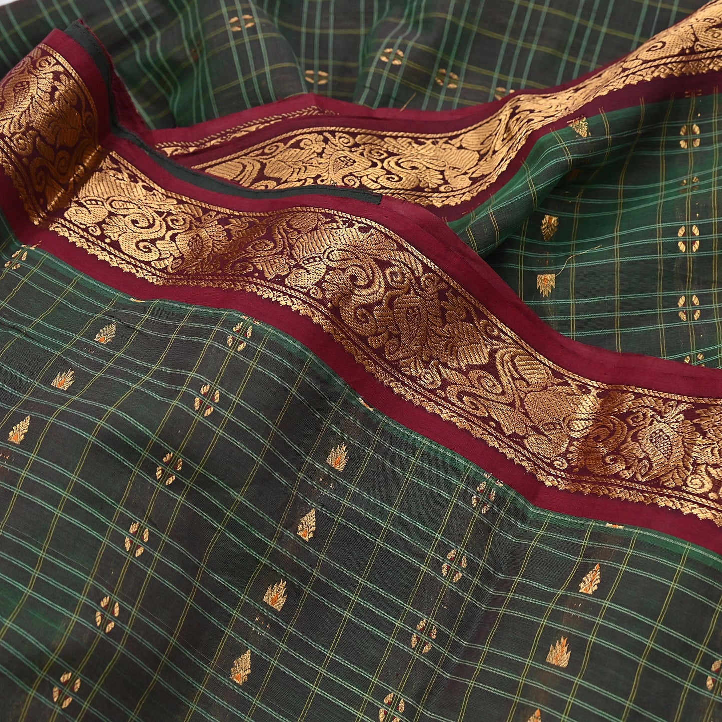 Indian Vintage Sari Green & Mustard Pure Cotton Hand Woven Sarees Craft Fabric 5yd Ethnic Crafting Quilting Dress Making Quilting Upcycle