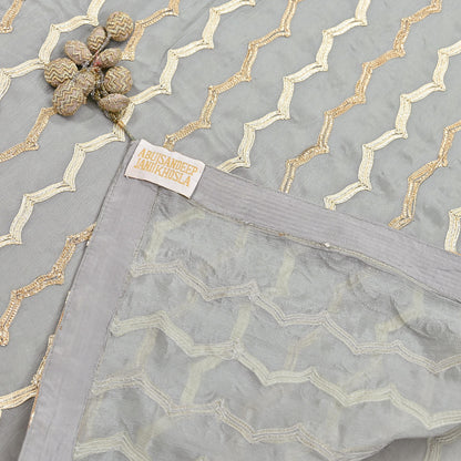 Indian Pre-owned Heavy Sari Gray Pure Silk Hand Embroidered gota patti Sarees Designer Abu Jani 6Yd Sewing Ethnic Sarees