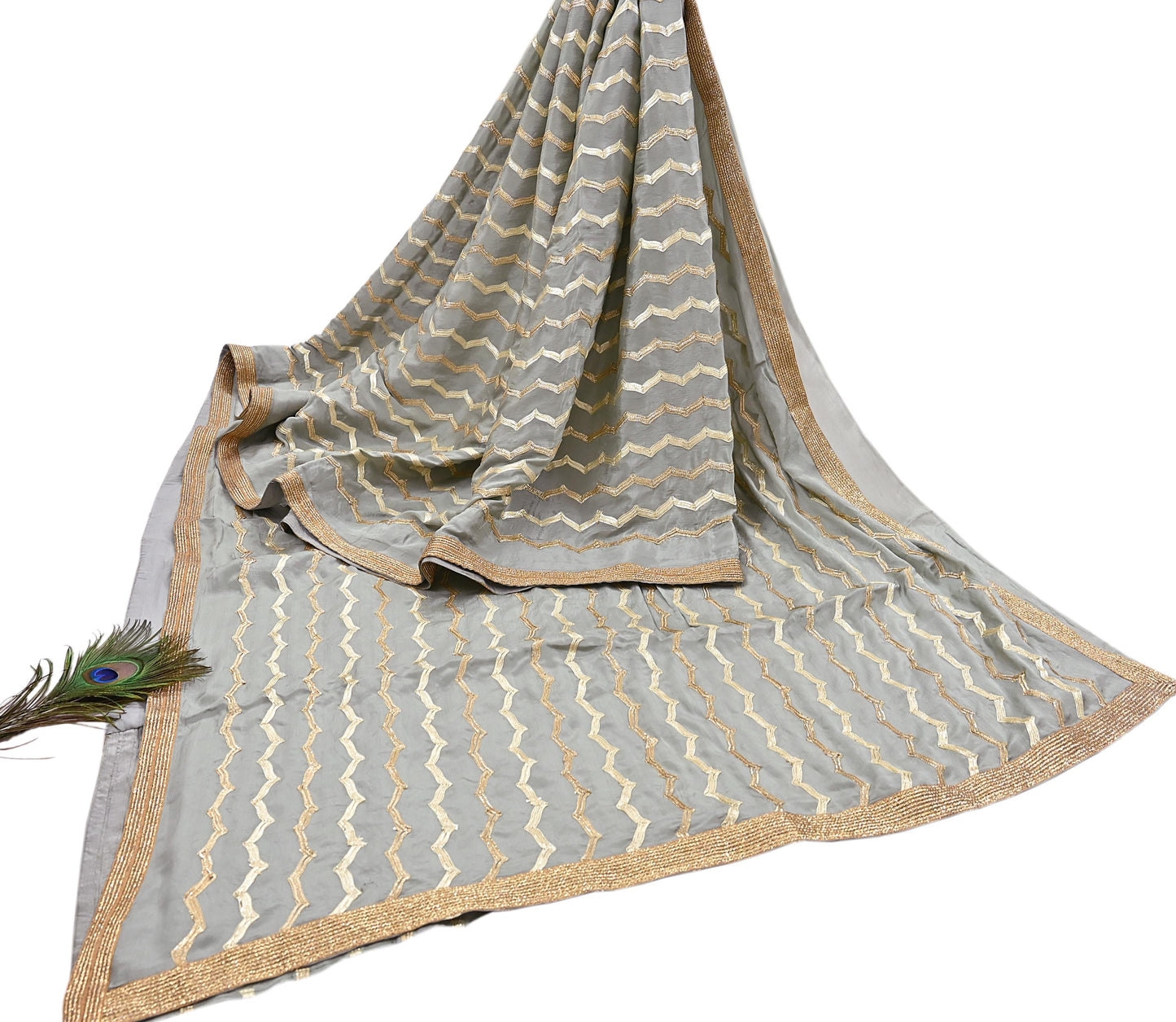 Indian Pre-owned Heavy Sari Gray Pure Silk Hand Embroidered gota patti Sarees Designer Abu Jani 6Yd Sewing Ethnic Sarees
