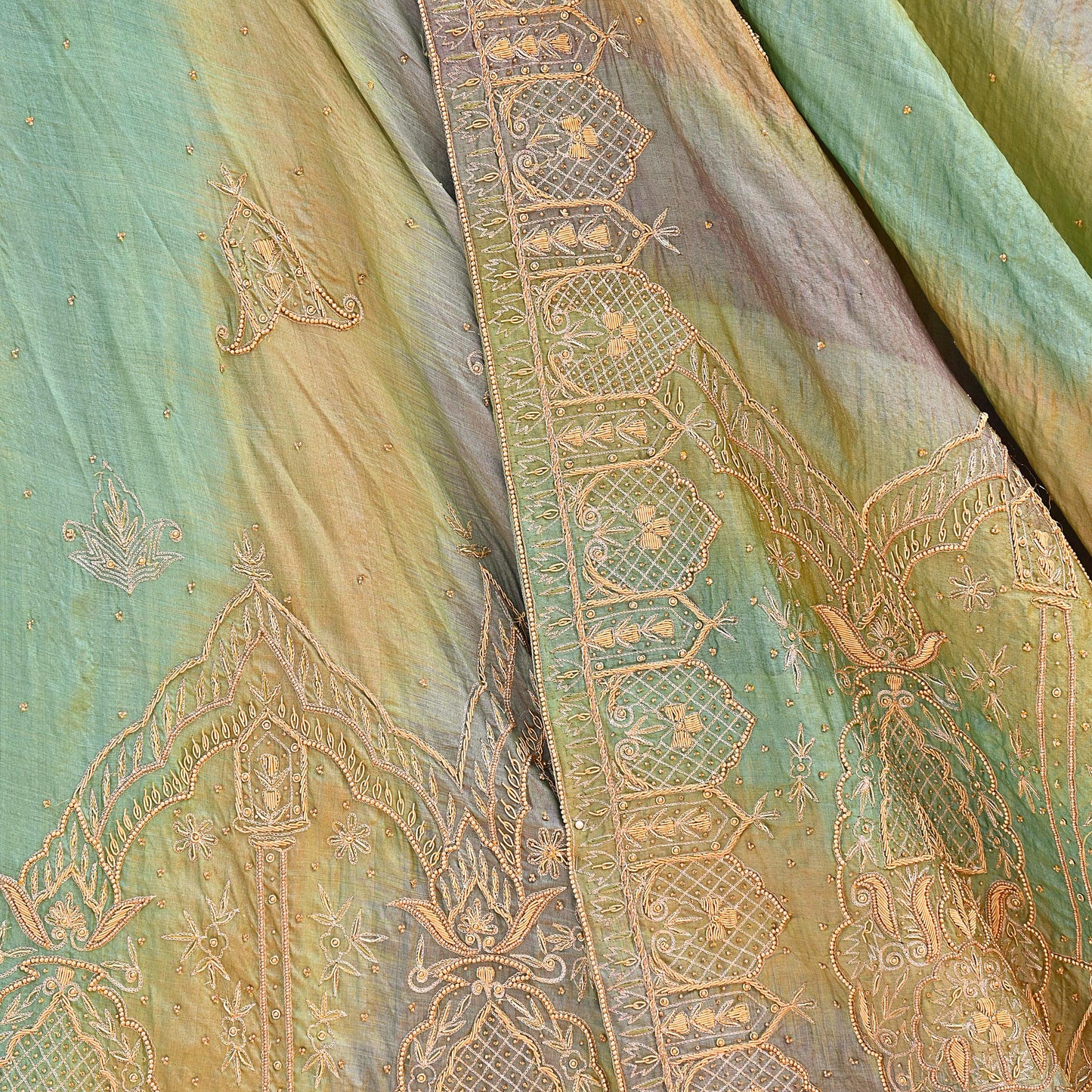 Indian Vintage Heavy Green Pure Silk Hand Embroidered Lehenga/Dupatta party Wear Zardozi/ Dabka, Zari