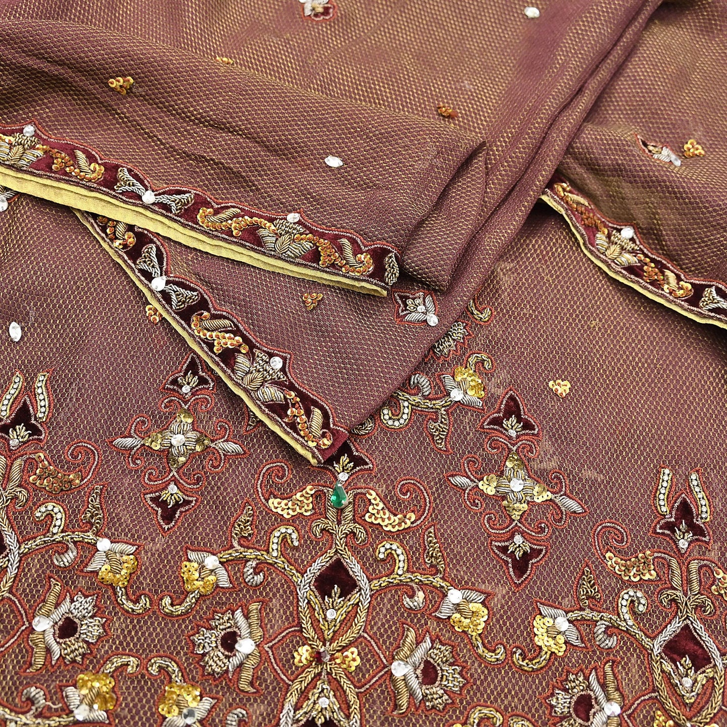 Indian Pre-owned Heavy Beige & maroon Organza/Pure Satin silk Hand Embroidered Lehenga/Dupatta/Choli Designer By Tarun Tahiliani