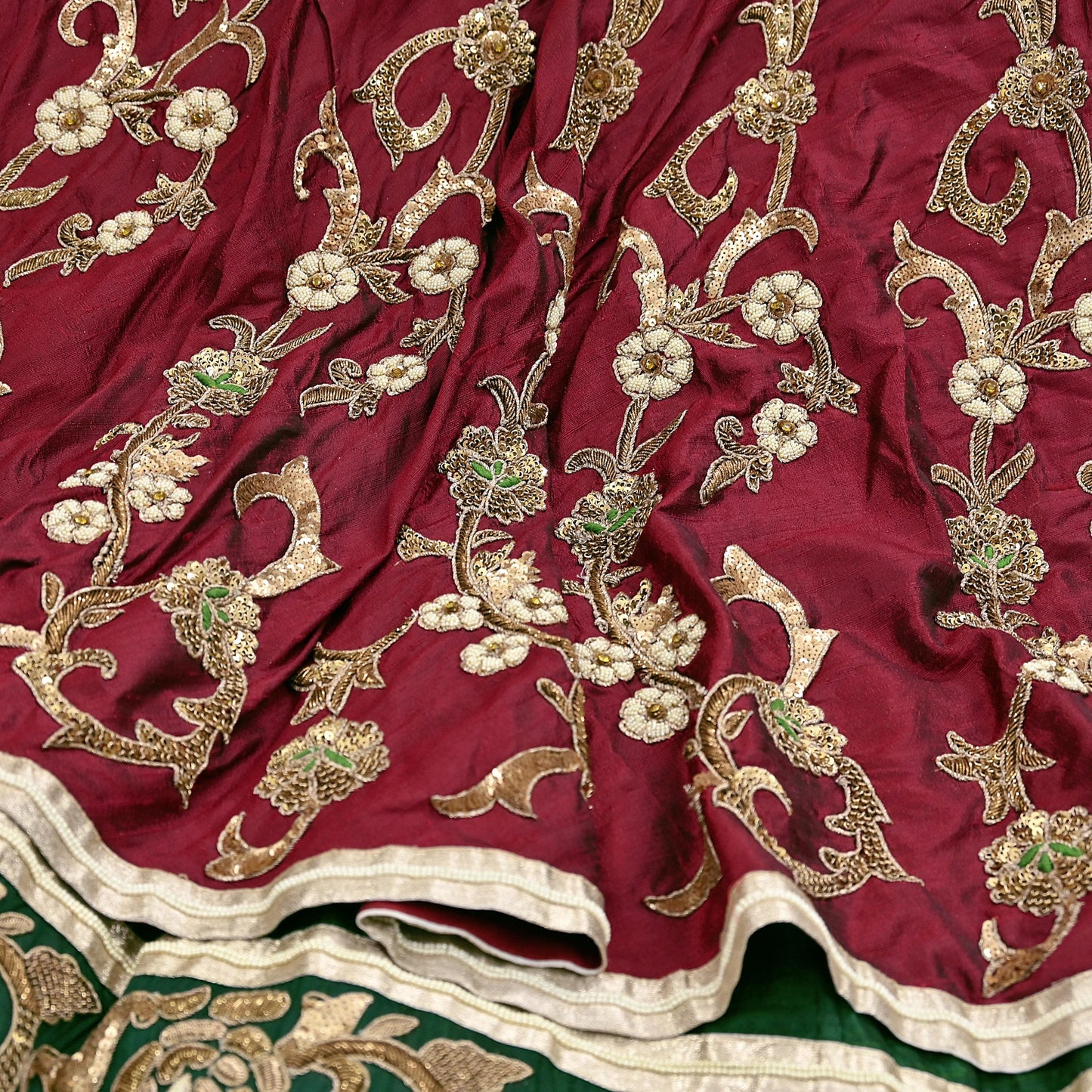 Indian Pre-Owned Party Wear Green & maroon Raw Silk, Pure Georgette Silk Hand Embroidered Lehenga 2pcs Set Designer By Anamika Khanna