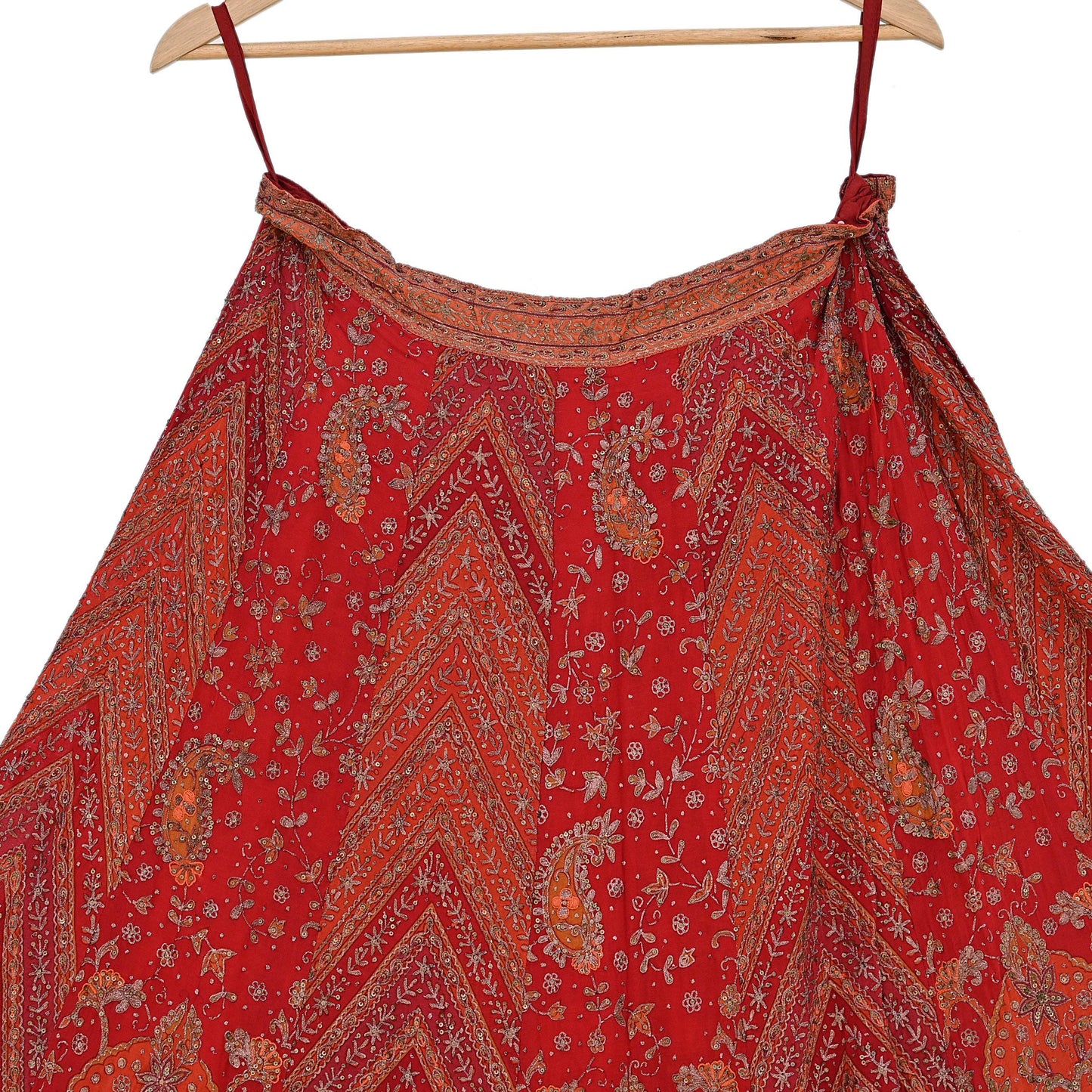 Indian Pre-owned Red & Orange Pure Silk Hand Embroidered Ritu Kumar Designer Lehenga/Skirt Ethnic Bollywood Party Wear