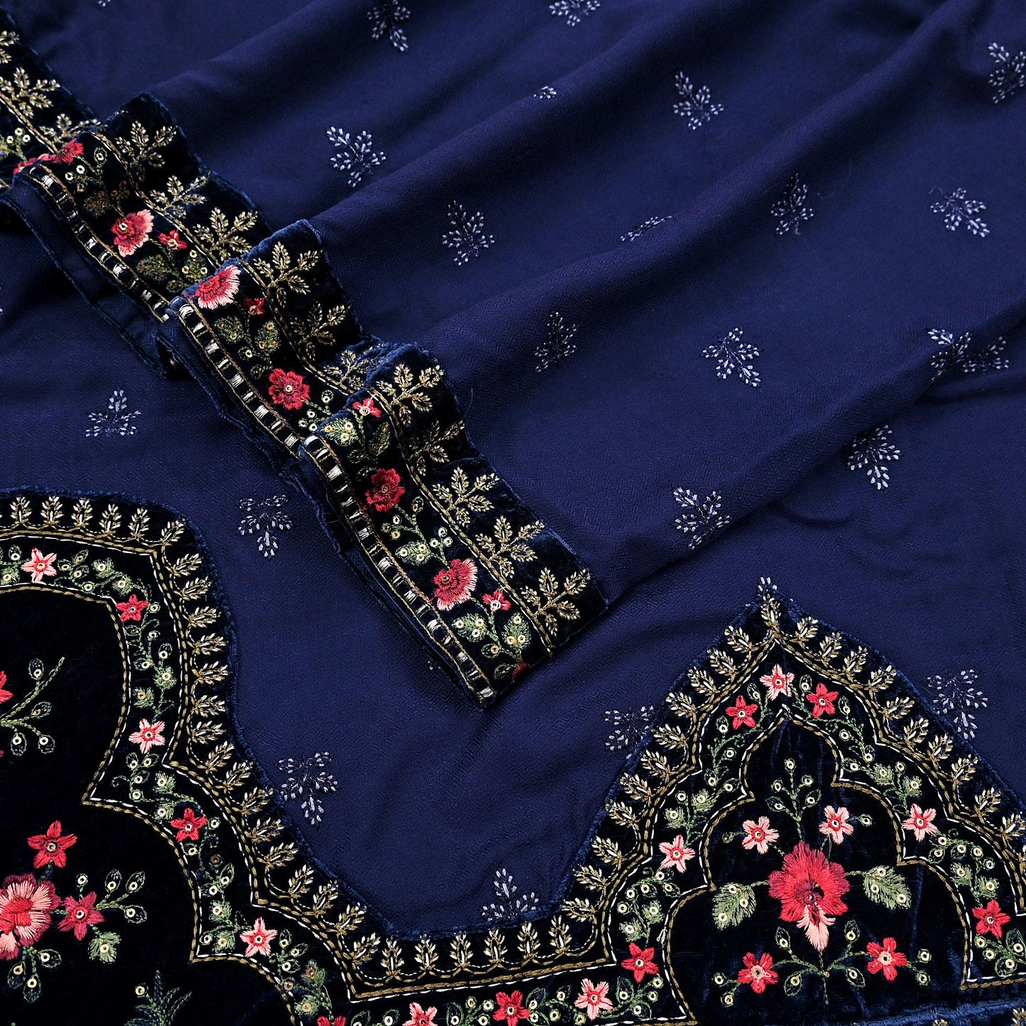Indian Vintage Blue Blend Cotton Dupatta Hand Embroidered Floral Scarf with Thread work beaded golden lace