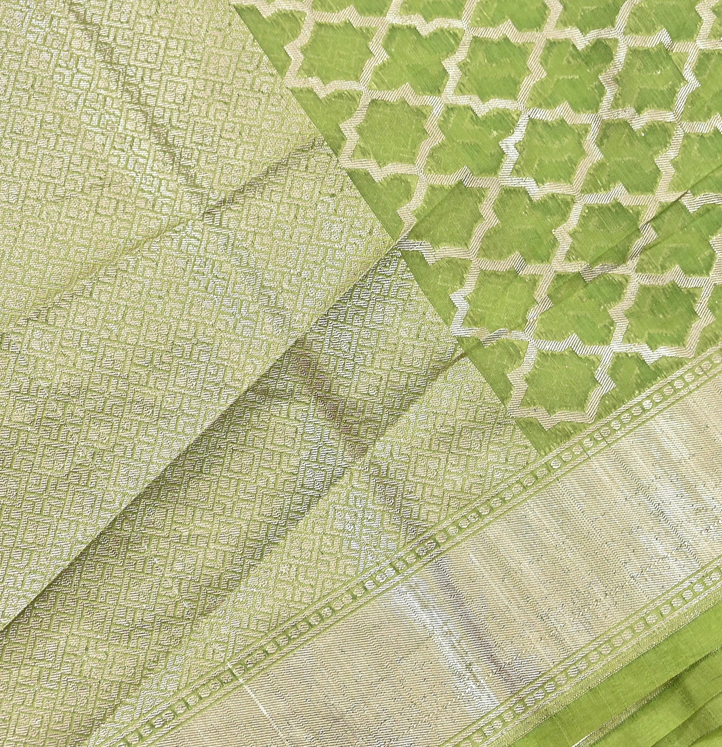 Indian Vintage Green Chanderi Brocade Dupatta Floral Zari Woven Scarf veil fringes work