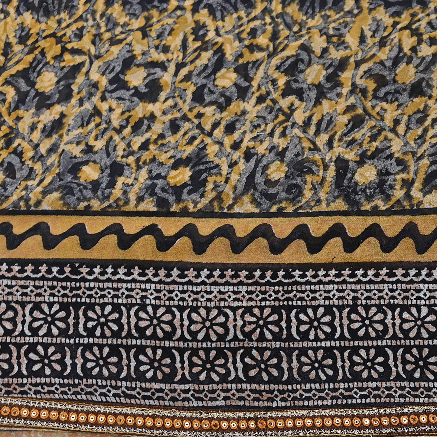 Indian Vintage Sari Beige & Black Pure Georgette Silk Printed Sarees 5Yd Craft Fabric Sewing Quilting Dress making Crafting Quilting Upcycle