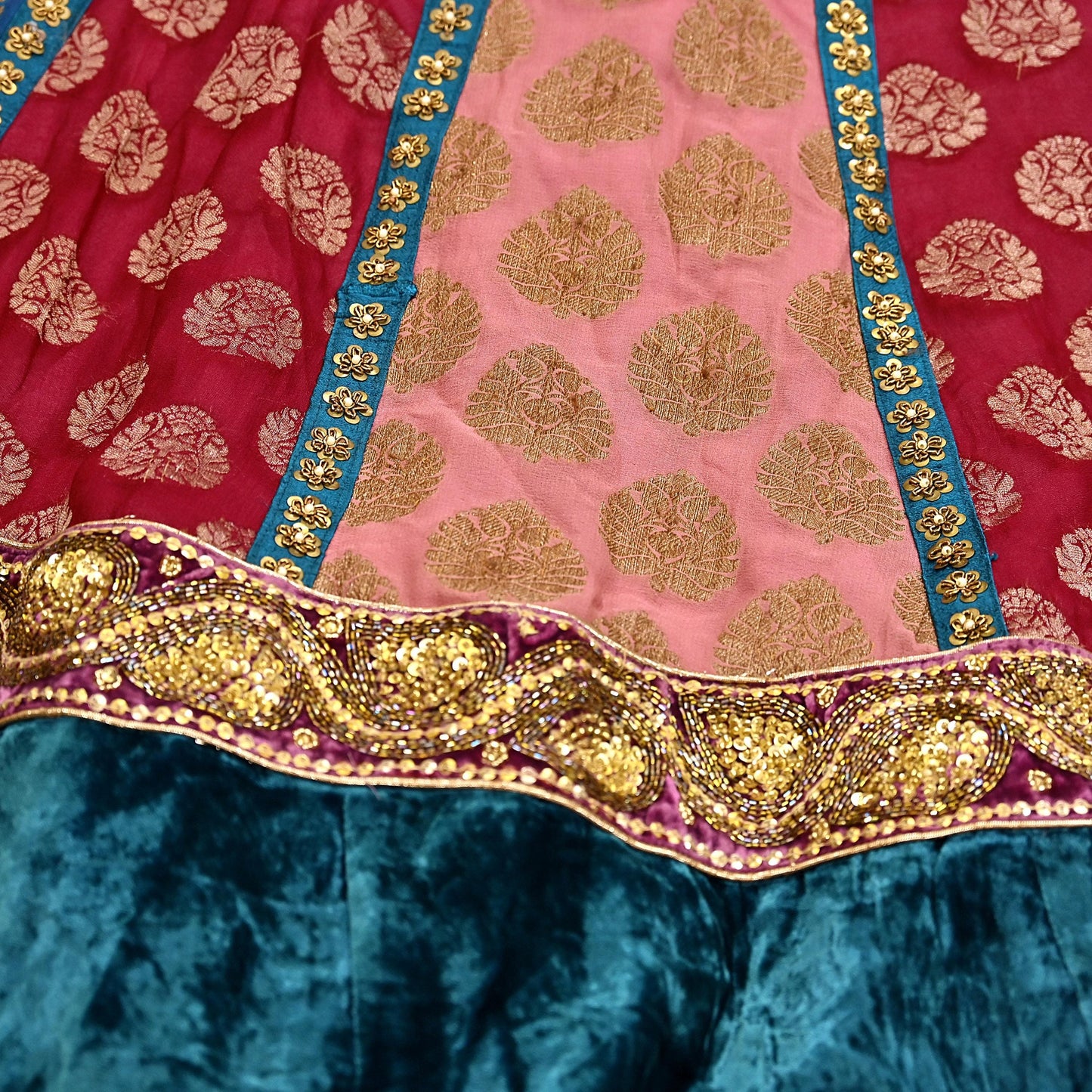 Indian Vintage Pure Georgette Silk Net/Mesh Hand Embroidered Lehenga 2pcs Set Bridal Party Wear Dupatta Bollywood Lehenga