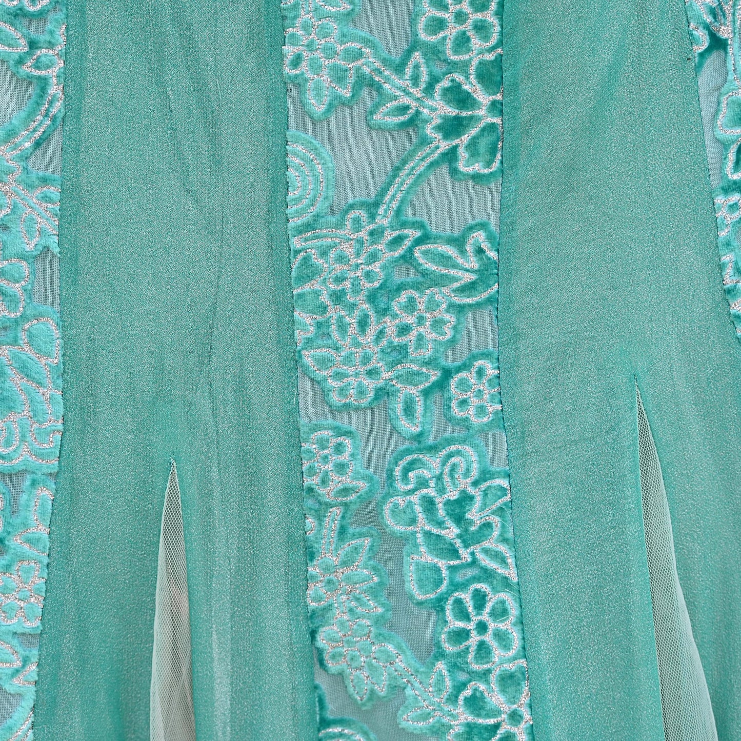 Indian Vintage Sage Green Pure Georgette Silk Hand Embroidered Skirt Bridal Party Wear Bollywood Lehenga Zardozi/ Dabka, Zari