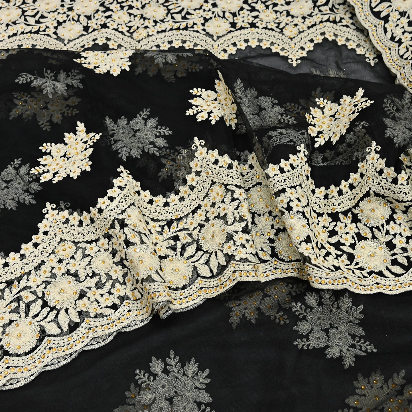 Indian Vintage Black Net Saree Heavy Hand Embroidery 6Yards Soft Mesh Fabric Ideal for Crafting Wedding Wear Bollywood sarees