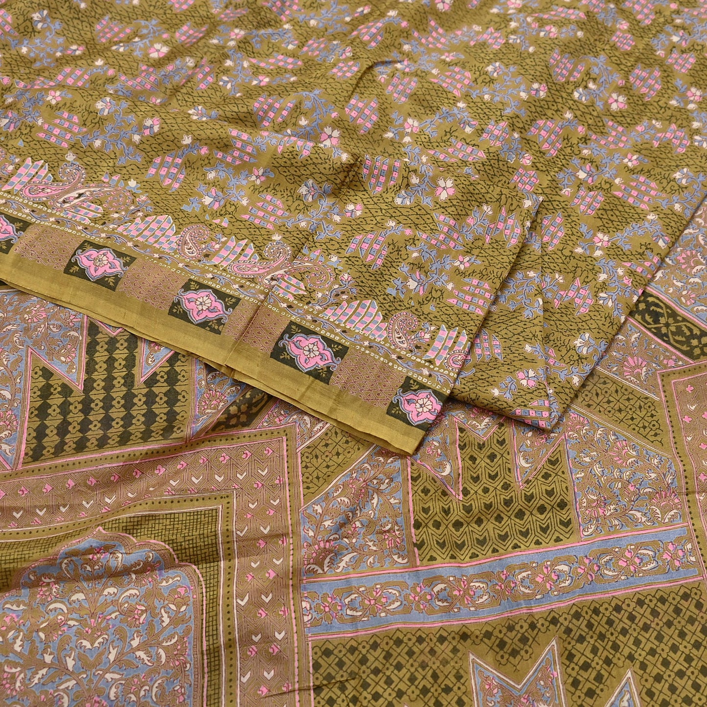 Vintage Green Pure Silk Saree Indian Printed Floral Silk Fabric 5 Yard Soft Sewing Material for Dressmaking, Quilting Crafts