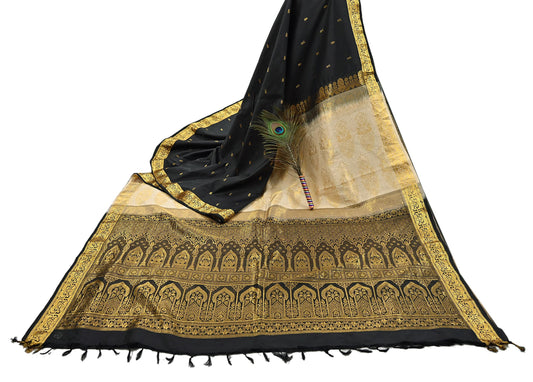 Indian Antique Vintage Black & Ivory Kanjivaram Saree Handwoven 100% Pure Silk Heavy Zari Work 5 Yards Craft Fabric for Sewing, Dressmaking